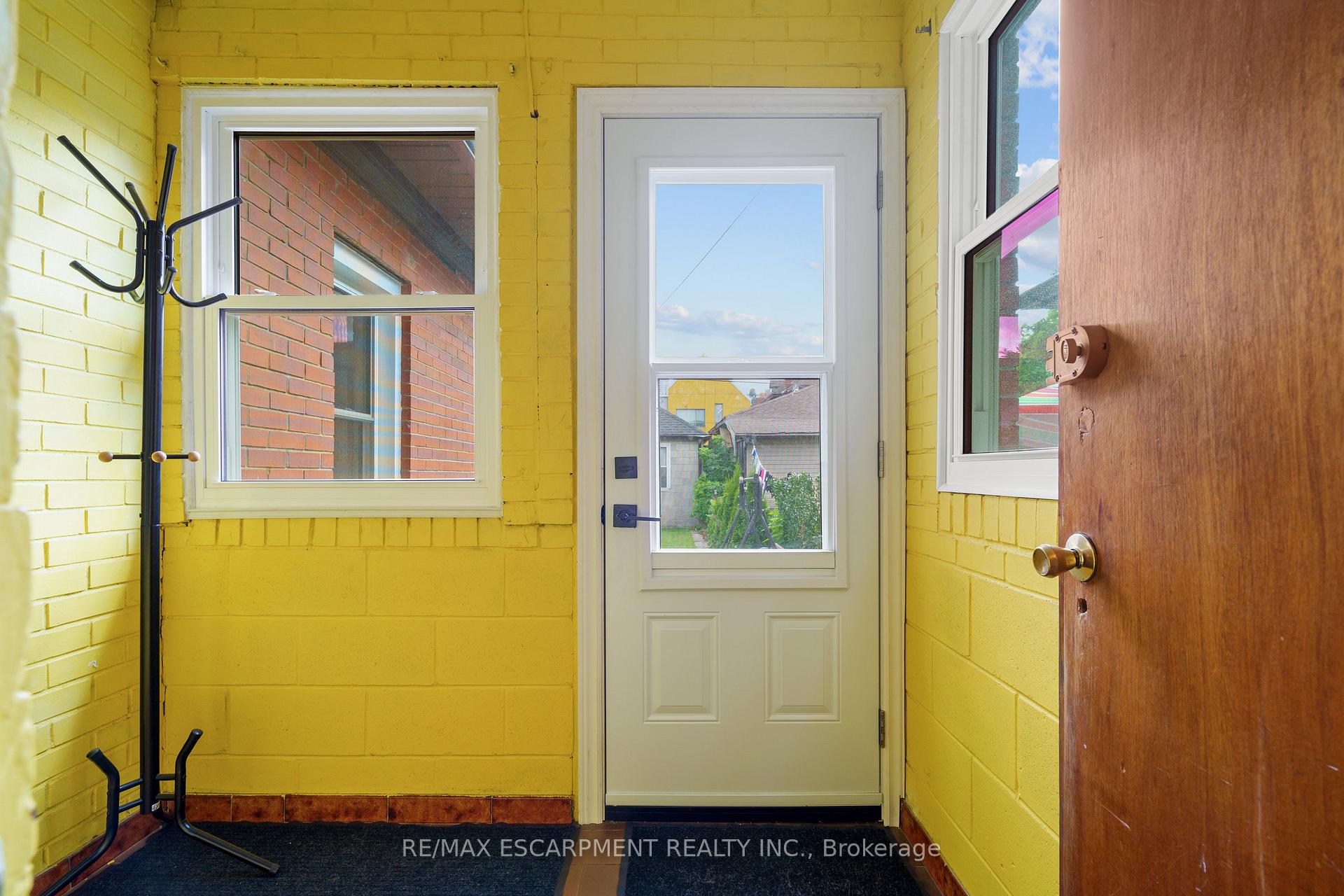 Photo 22 of 22 Aikman Avenue, Hamilton, Gibson — HOMEH