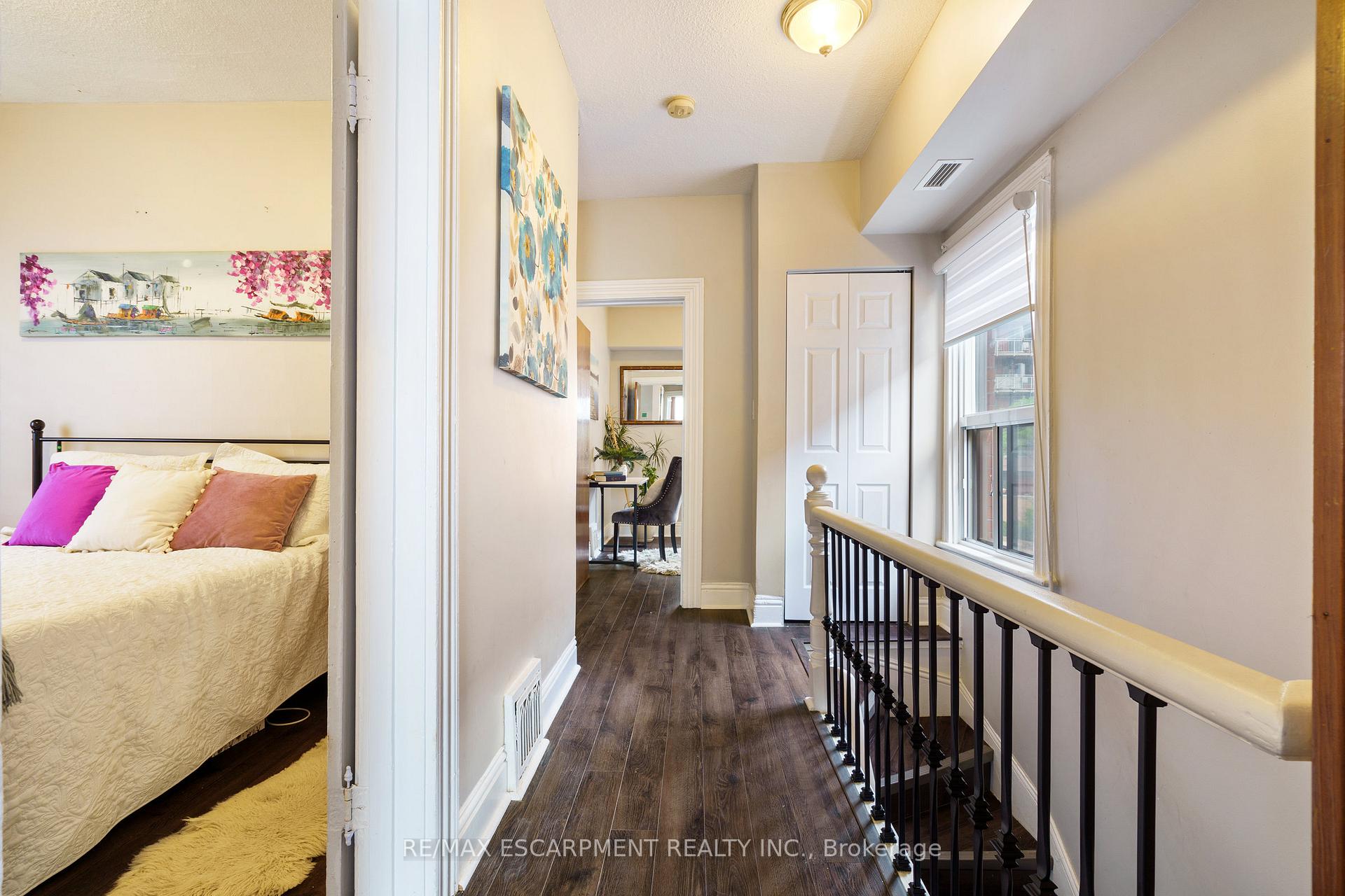 Photo 28 of 22 Aikman Avenue, Hamilton, Gibson — HOMEH