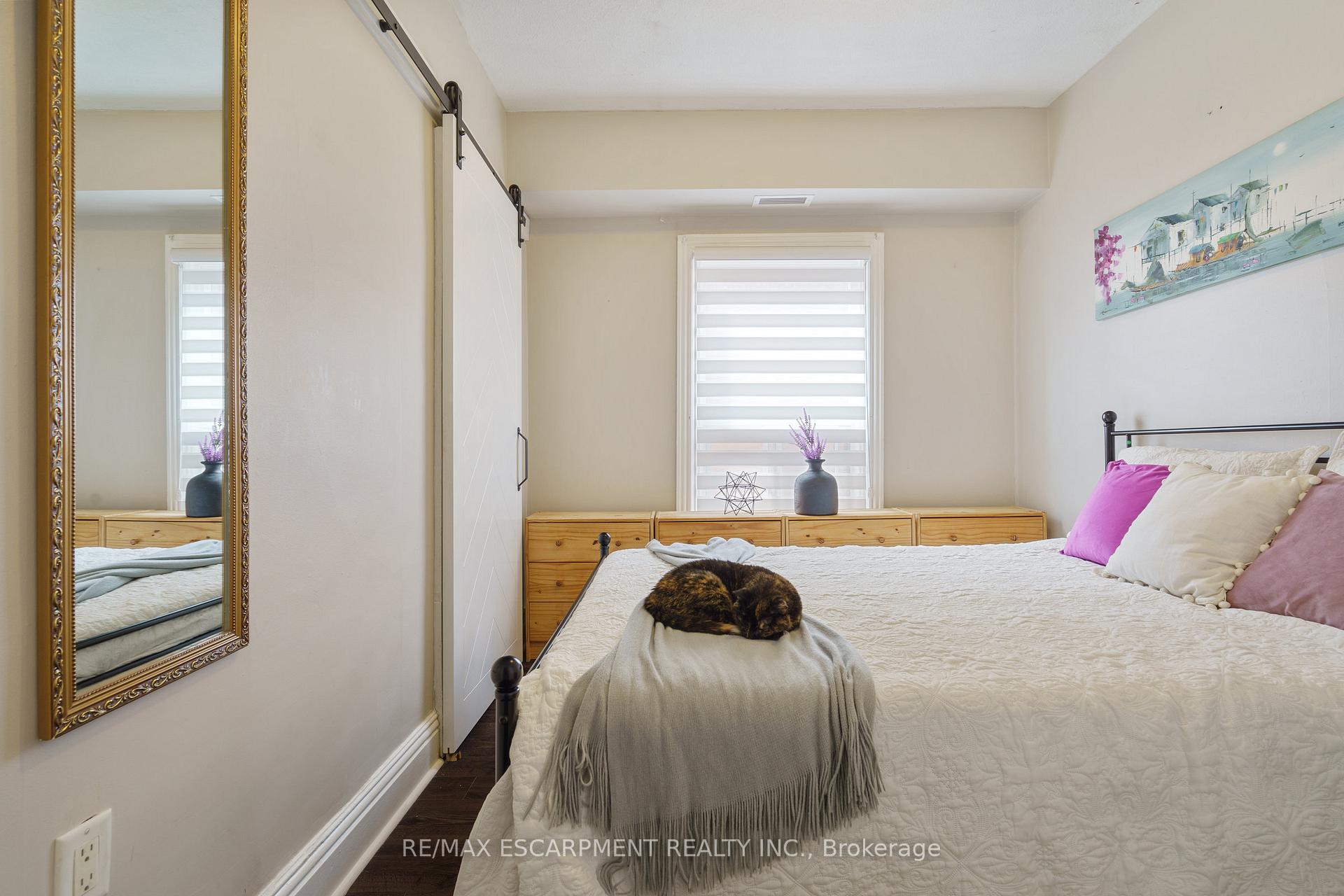 Photo 20 of 22 Aikman Avenue, Hamilton, Gibson — HOMEH