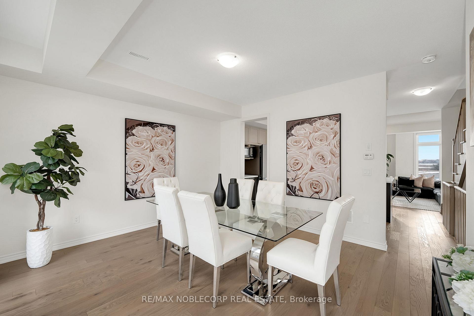 Photo 14 of 31 Holyrood Crescent, Vaughan, Kleinburg — HOMEH