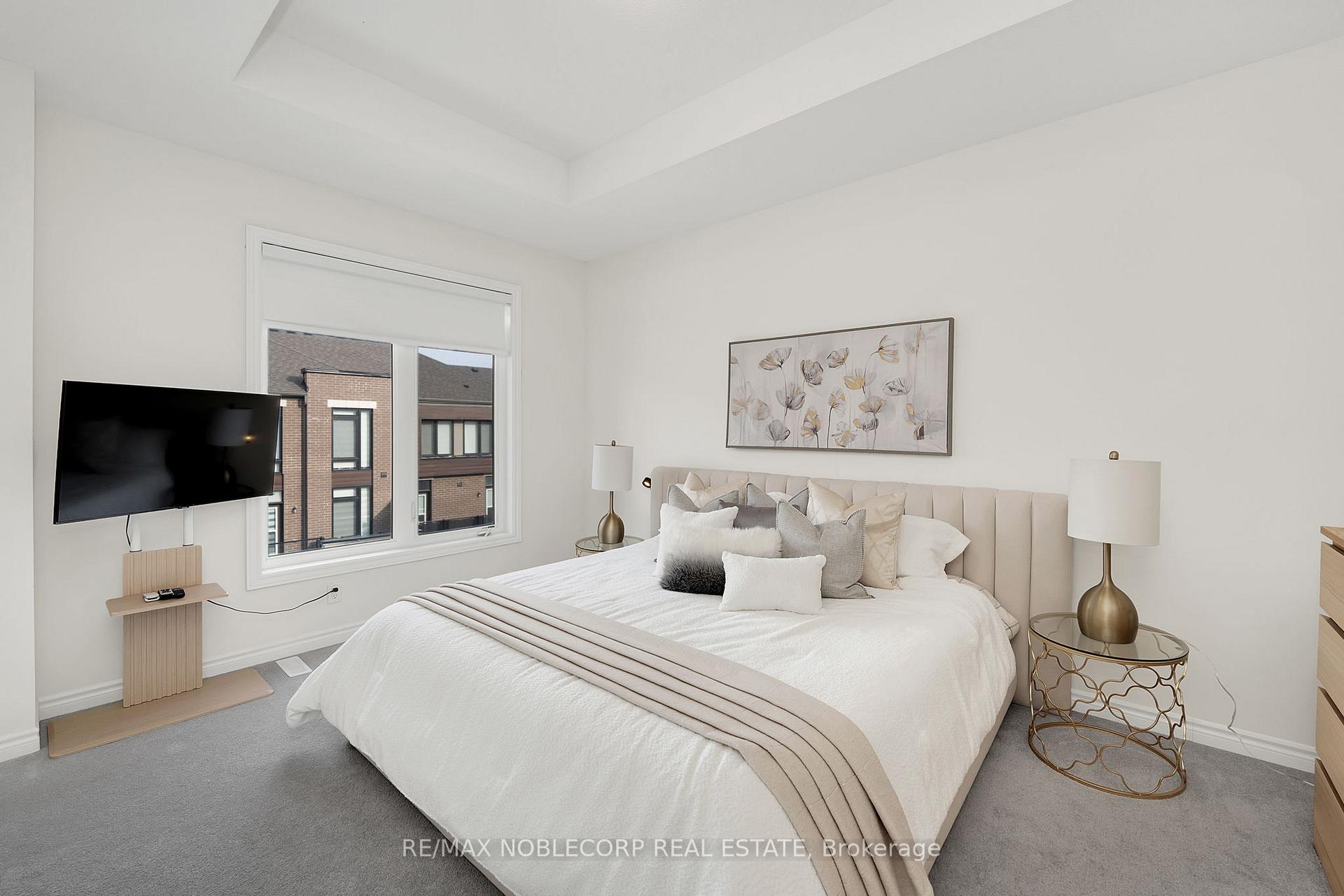 Photo 22 of 31 Holyrood Crescent, Vaughan, Kleinburg — HOMEH