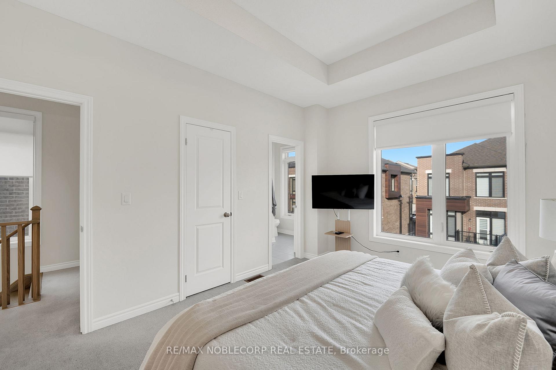 Photo 31 of 31 Holyrood Crescent, Vaughan, Kleinburg — HOMEH