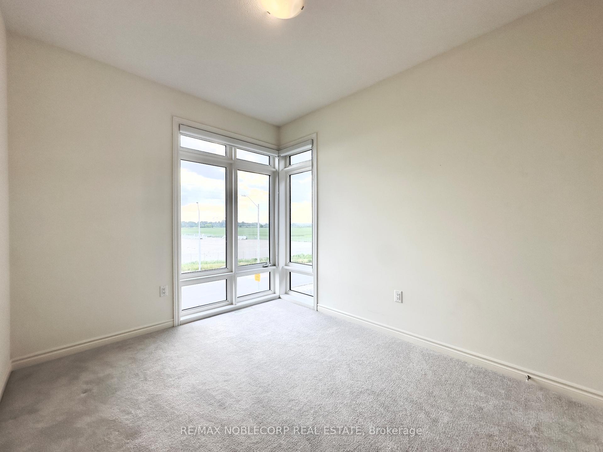 Photo 36 of 31 Holyrood Crescent, Vaughan, Kleinburg — HOMEH