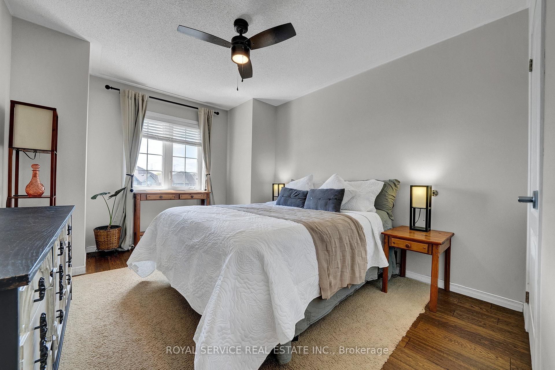 Photo 27 of 35 Alldread Crescent, Clarington, Newcastle — HOMEH