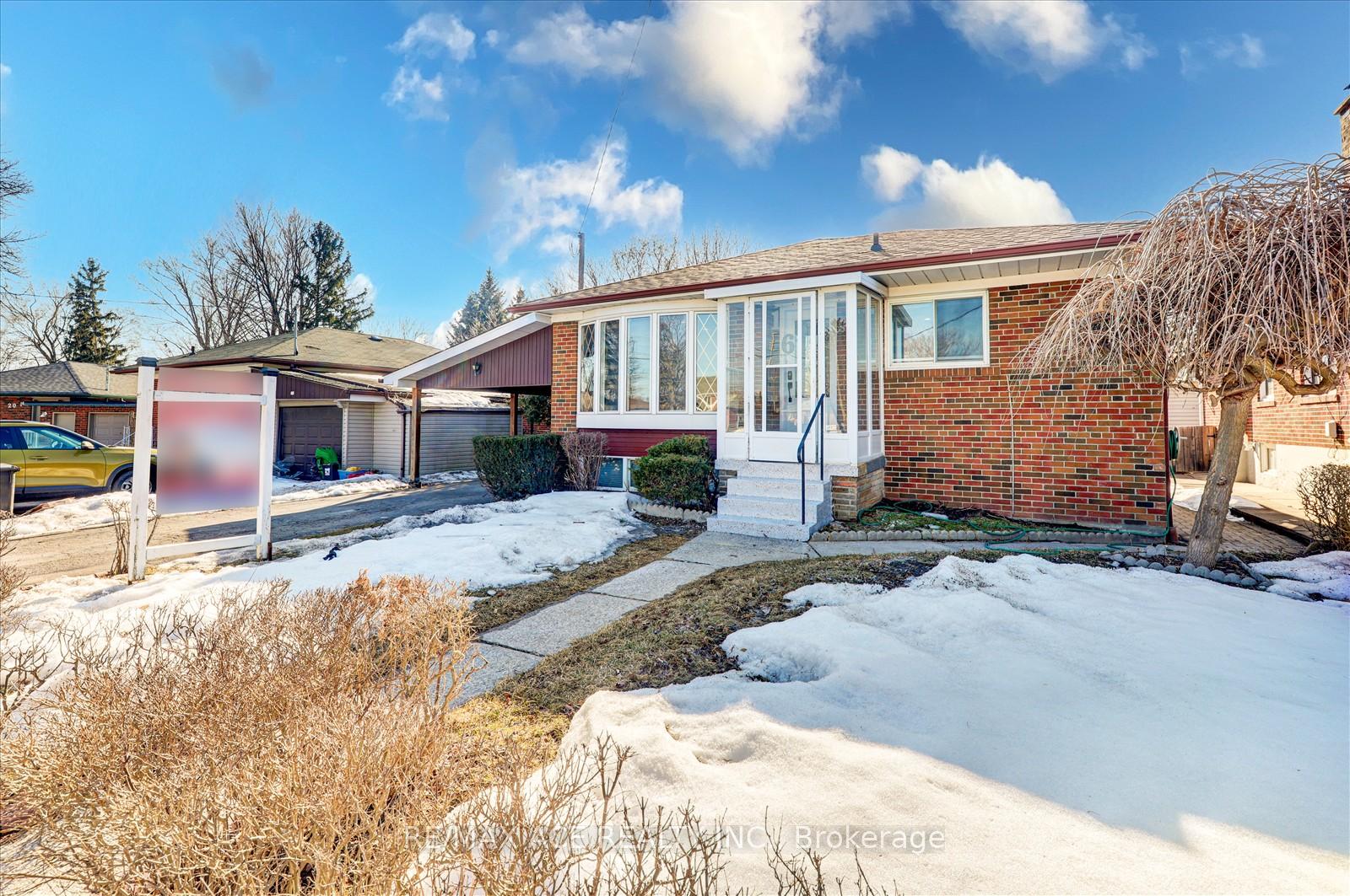 Photo 4 of 16 Roseglor Crescent, Scarborough, Bendale — HOMEH