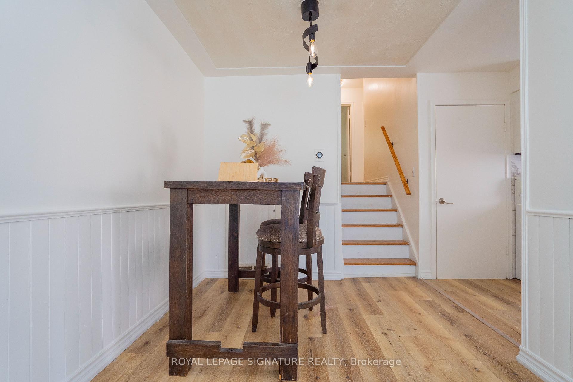 Photo 3 of 88 Conway Drive, Kitchener — HOMEH