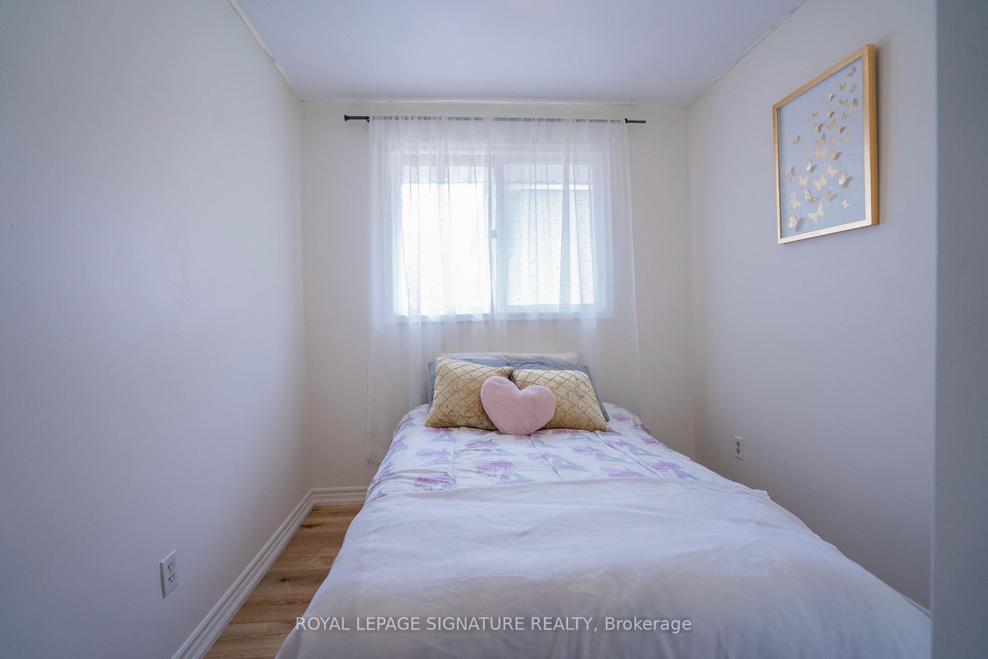 Photo 11 of 88 Conway Drive, Kitchener — HOMEH
