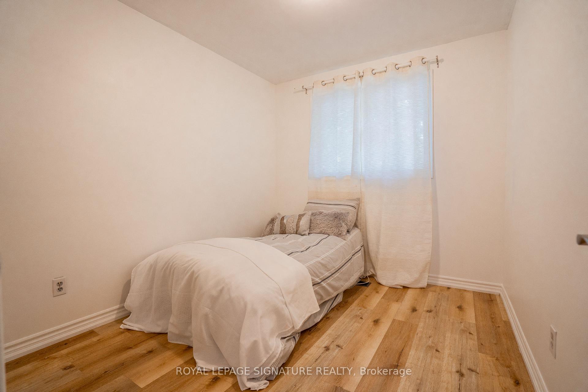 Photo 17 of 88 Conway Drive, Kitchener — HOMEH