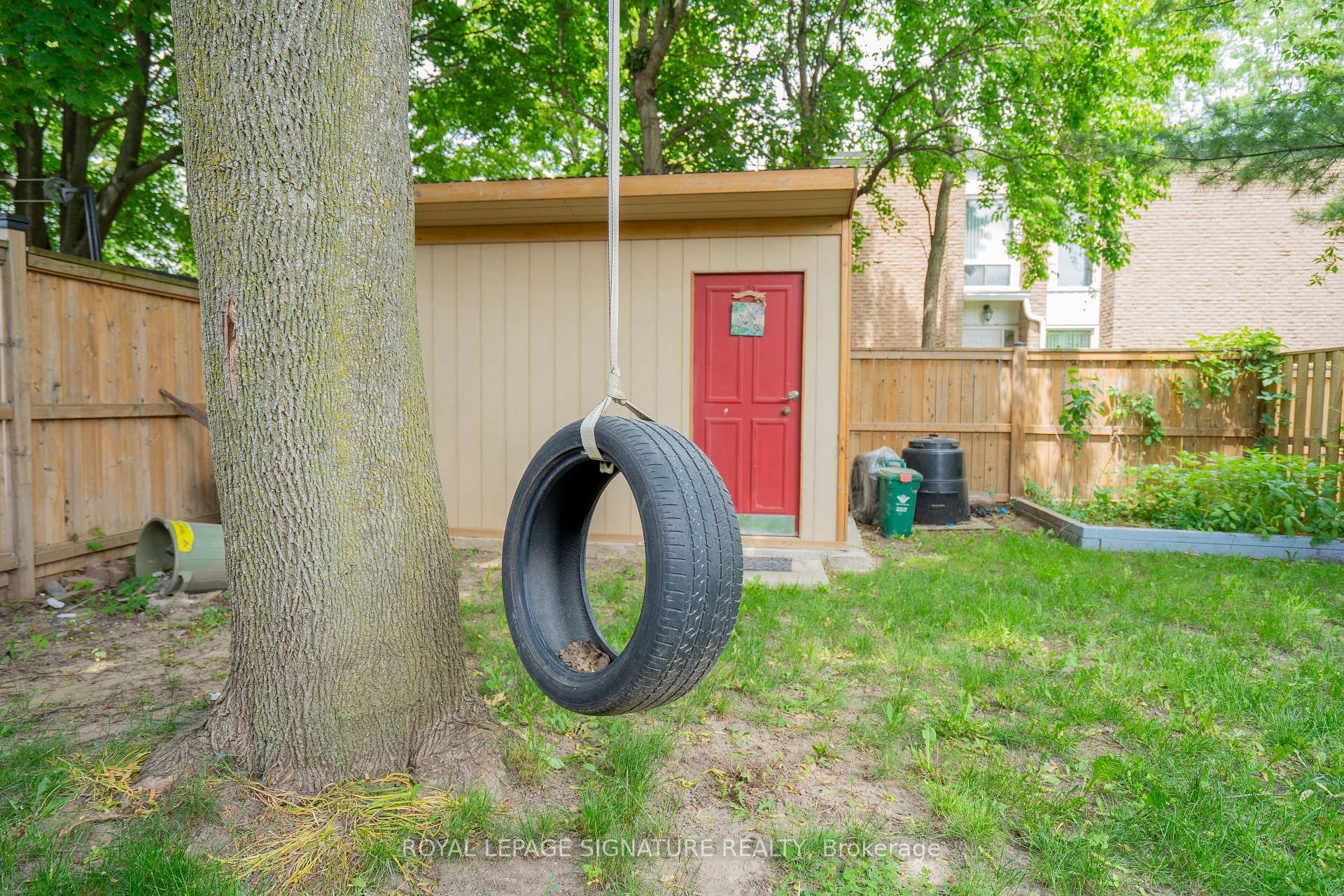 Photo 27 of 88 Conway Drive, Kitchener — HOMEH
