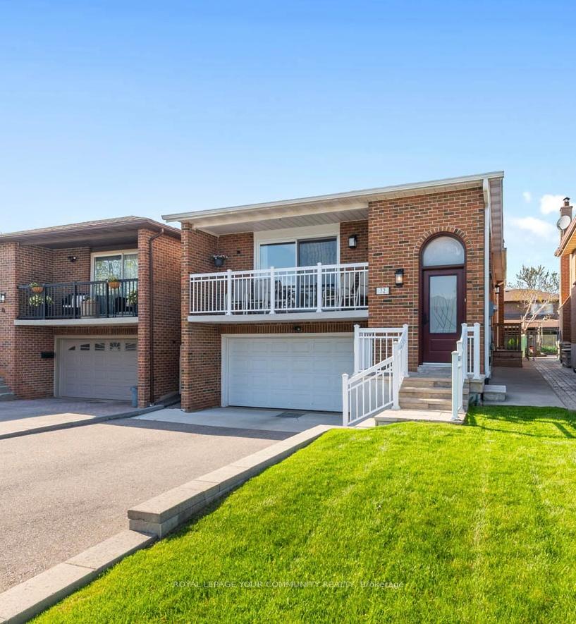 Front of 72 Ashburn Crescent
