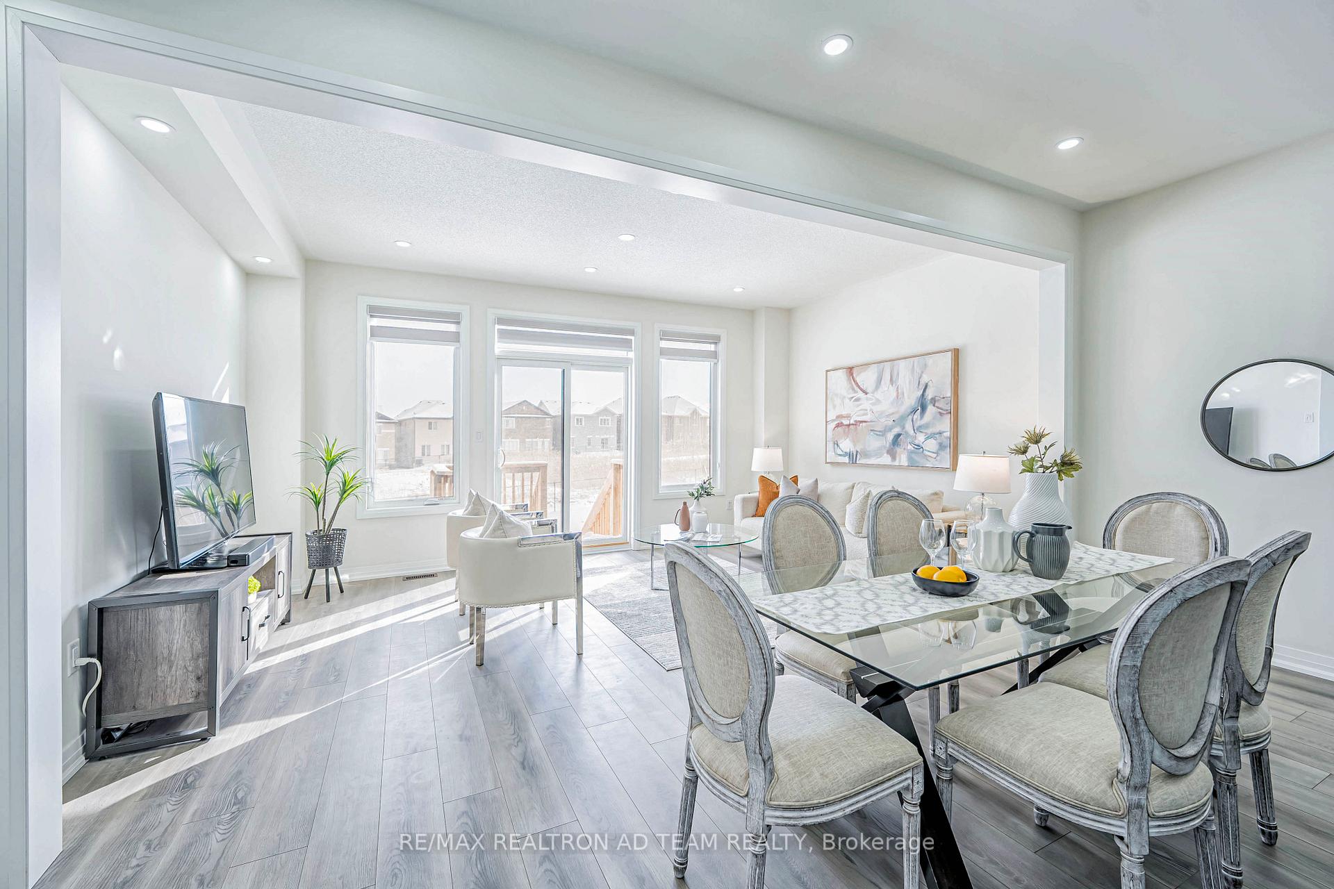 Photo 4 of 1185 Marathon Avenue, Pickering, Rural Pickering — HOMEH