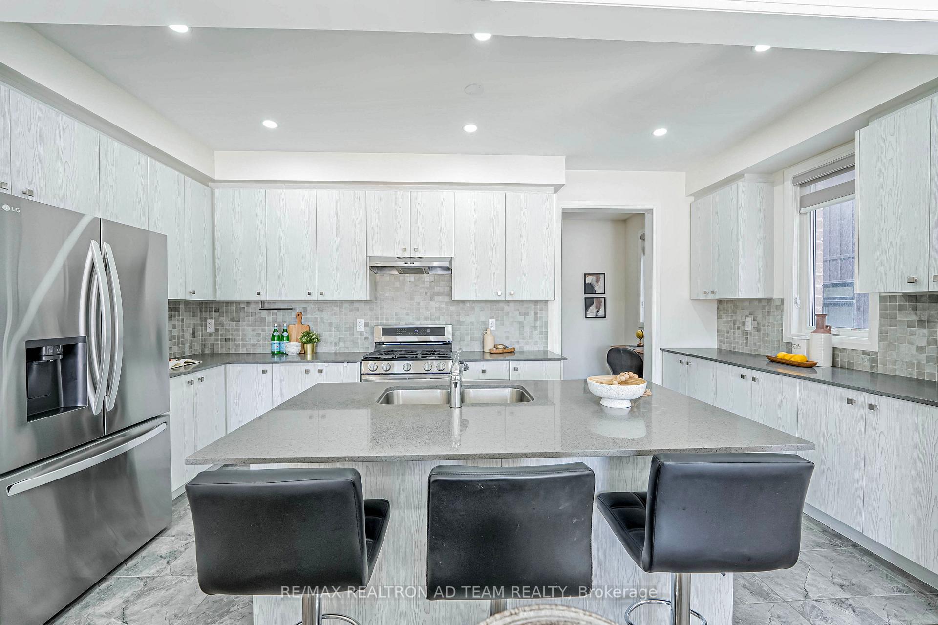 Photo 6 of 1185 Marathon Avenue, Pickering, Rural Pickering — HOMEH