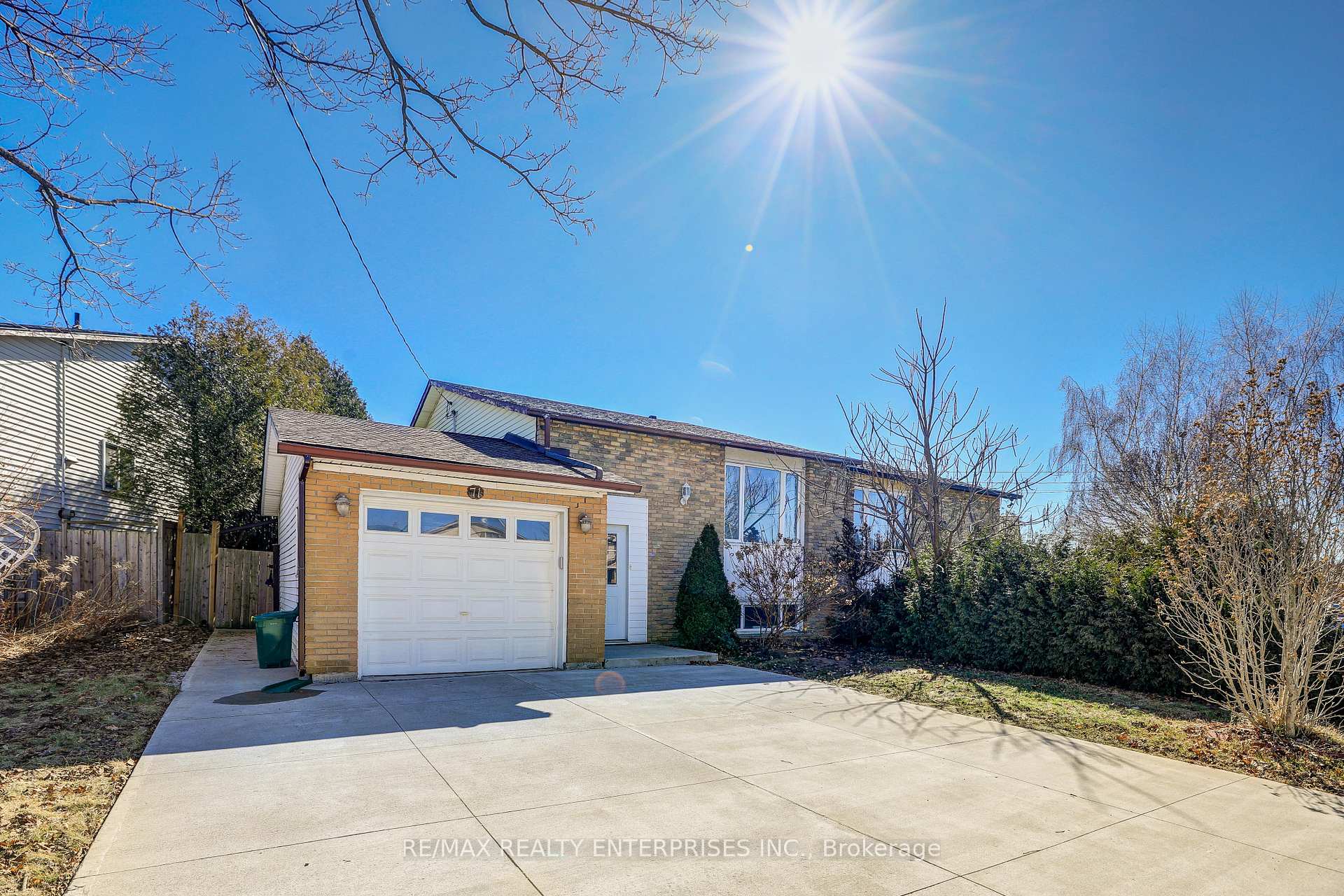 Front of 71 Adis Avenue