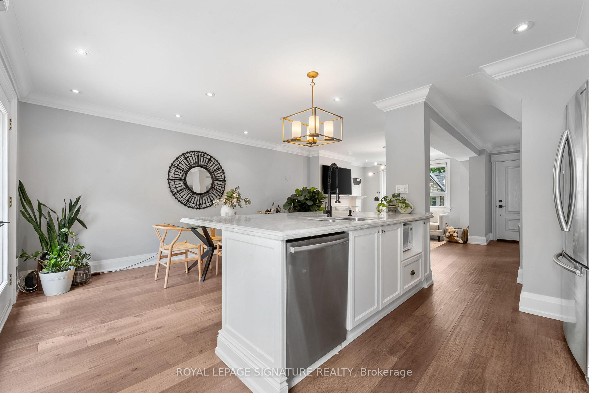 Photo 28 of 40 Southvale Drive, Toronto, Leaside — HOMEH