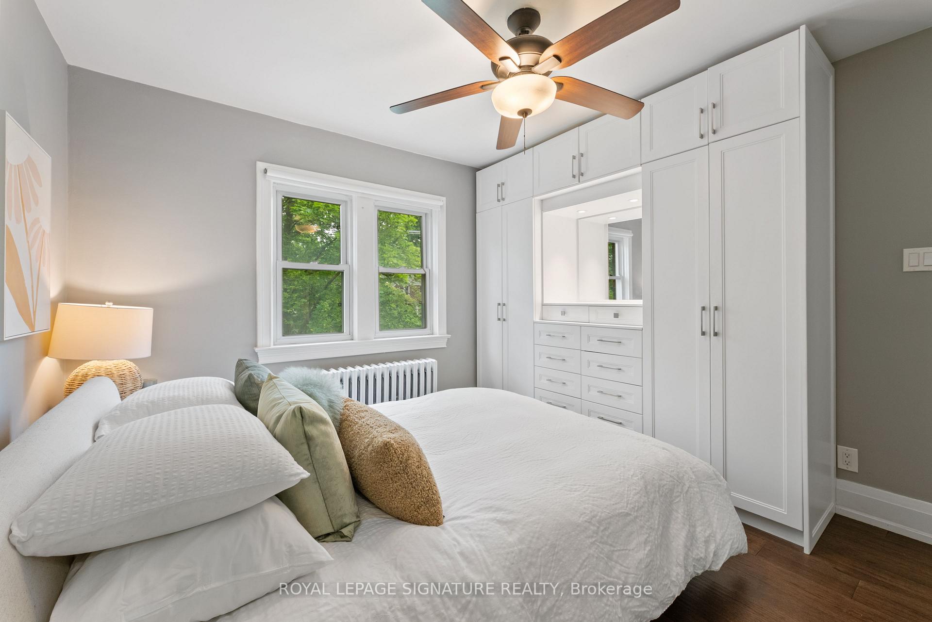 Photo 14 of 40 Southvale Drive, Toronto, Leaside — HOMEH