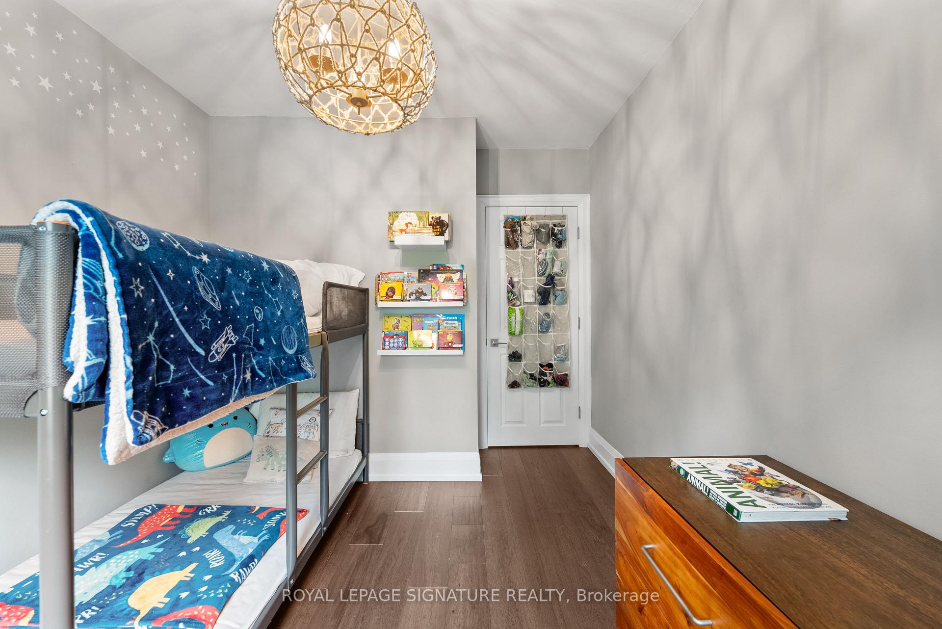 Photo 20 of 40 Southvale Drive, Toronto, Leaside — HOMEH