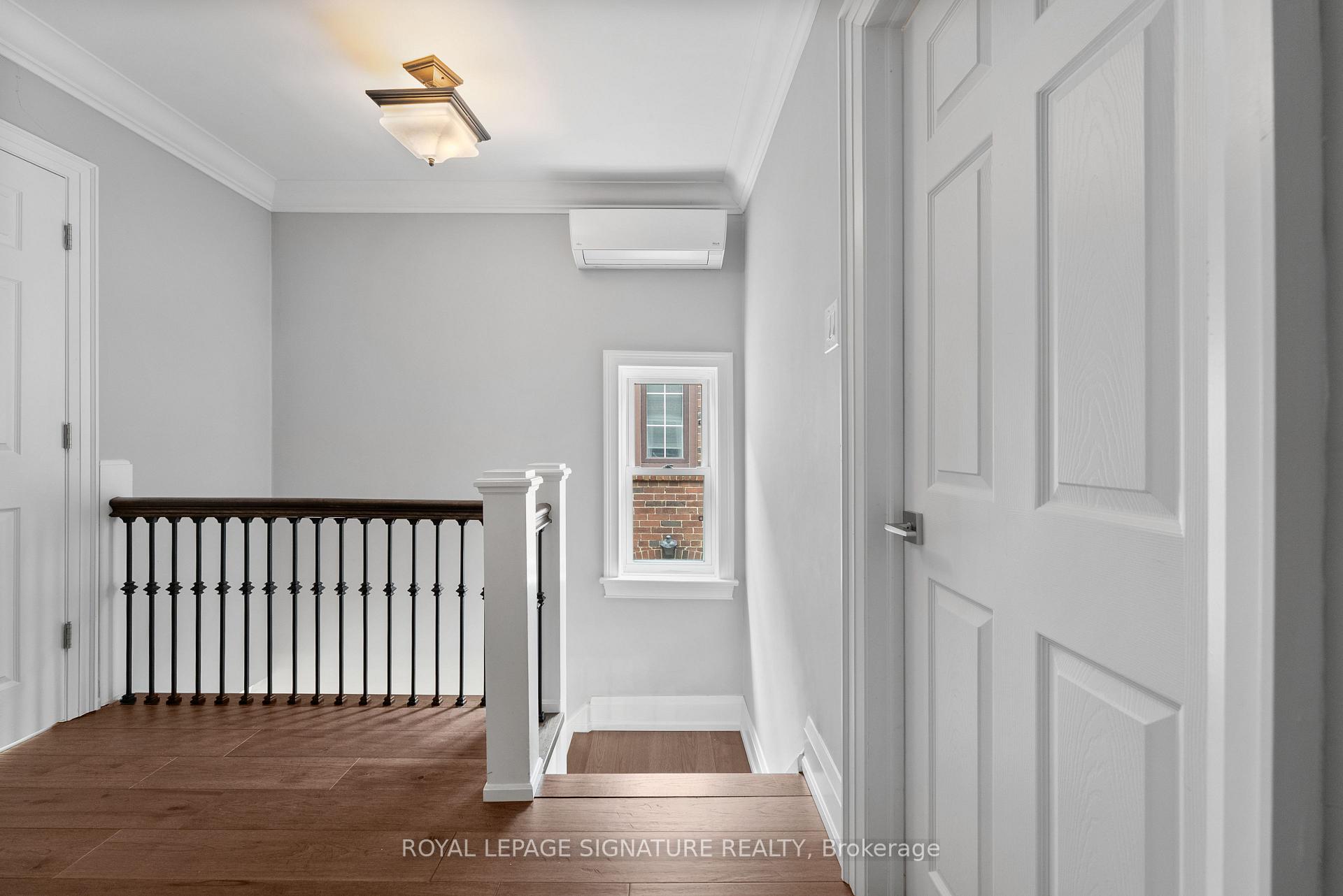 Photo 8 of 40 Southvale Drive, Toronto, Leaside — HOMEH