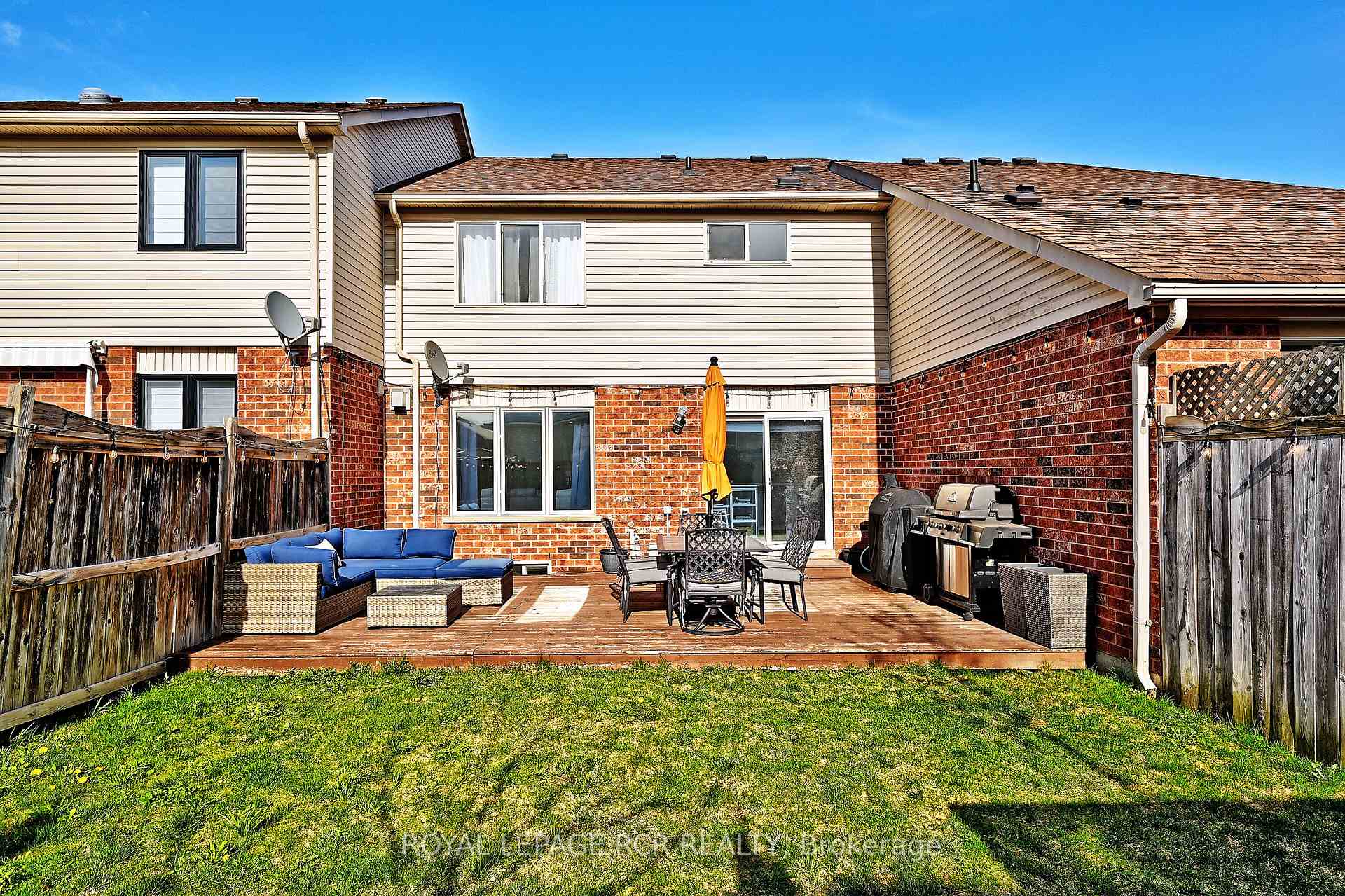 Photo 38 of 30 Jessop Avenue, King, Schomberg — HOMEH
