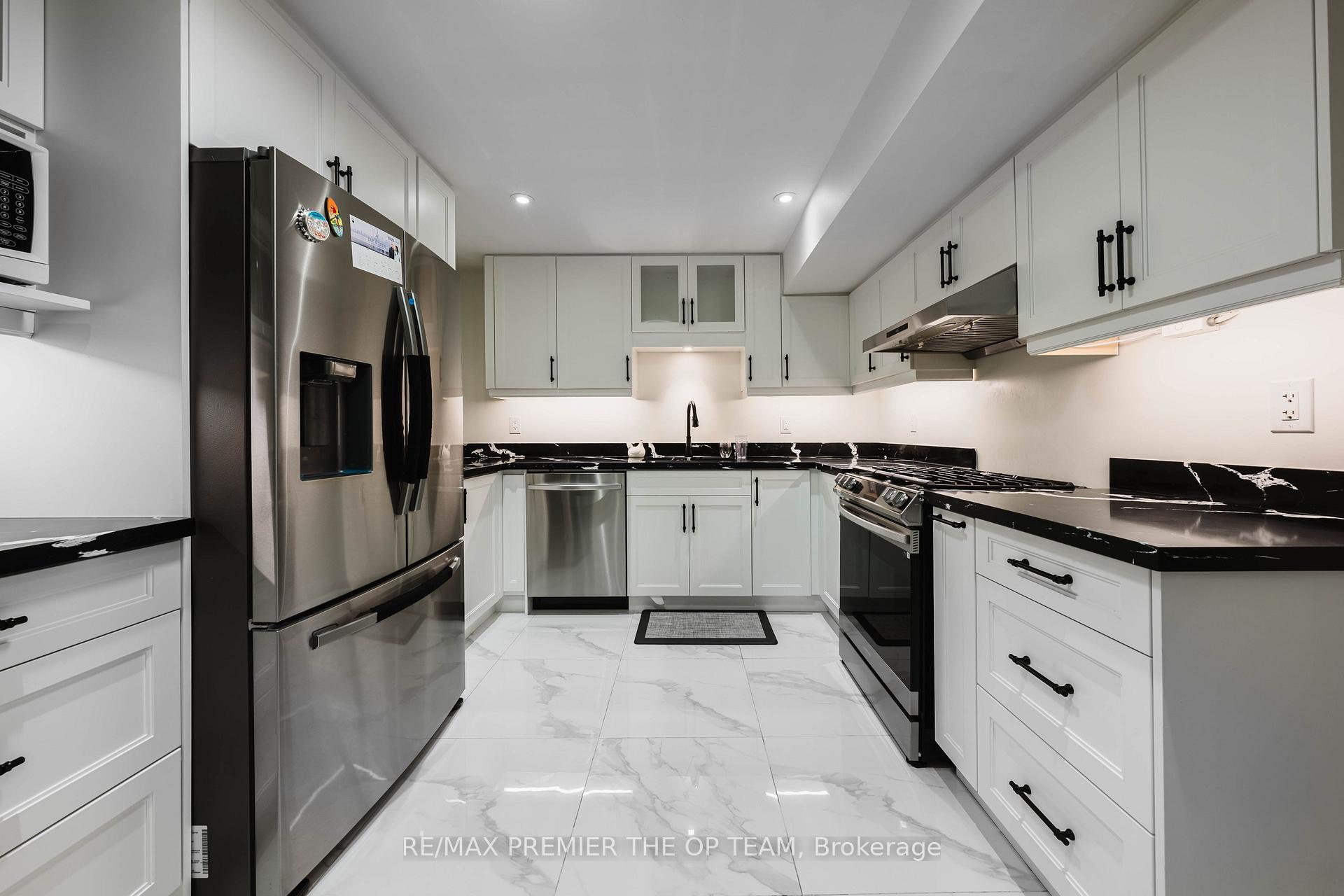 Photo 25 of 99 Benjamin Drive, Vaughan, East Woodbridge — HOMEH