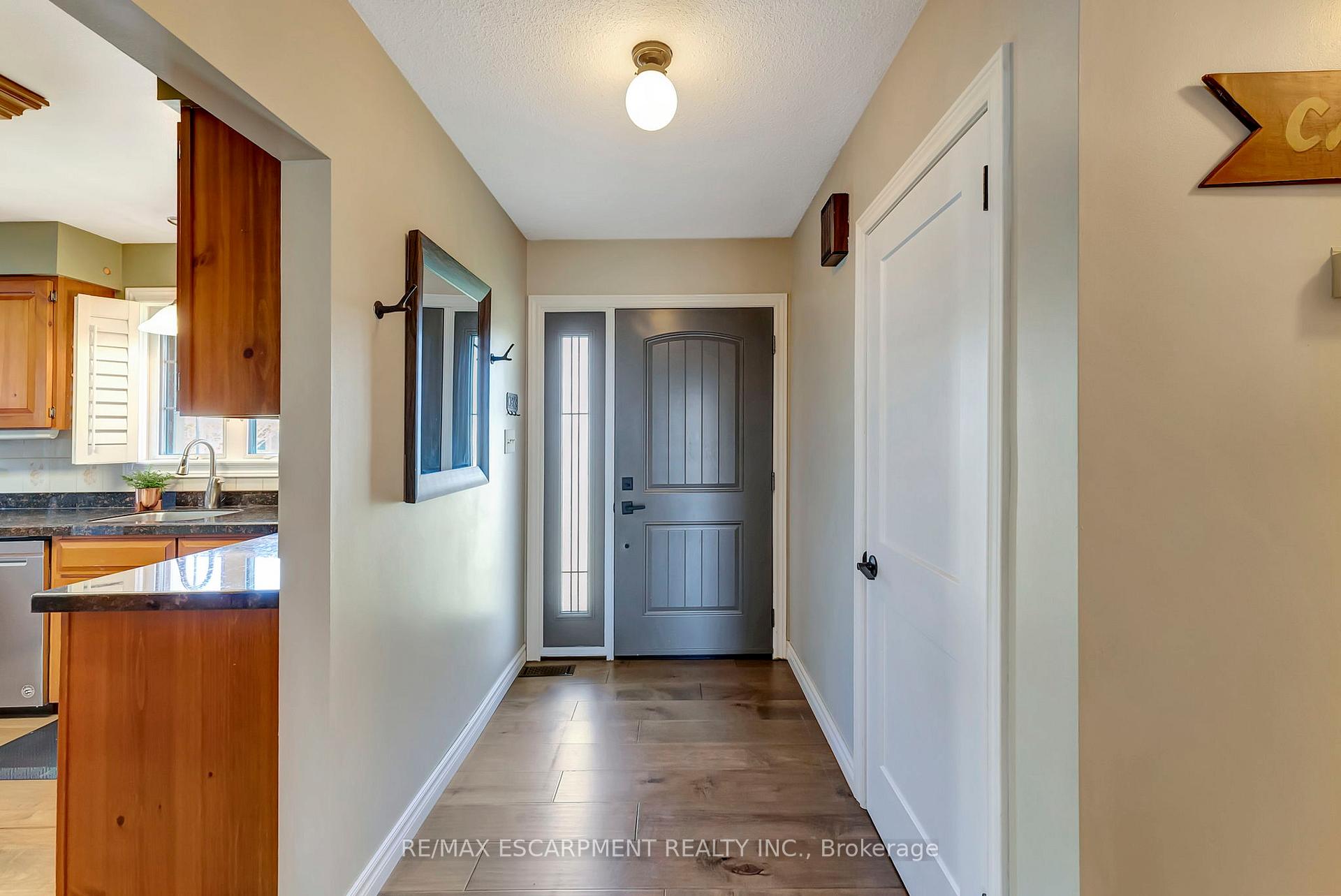 Photo 9 of 40 King Avenue, Haldimand — HOMEH