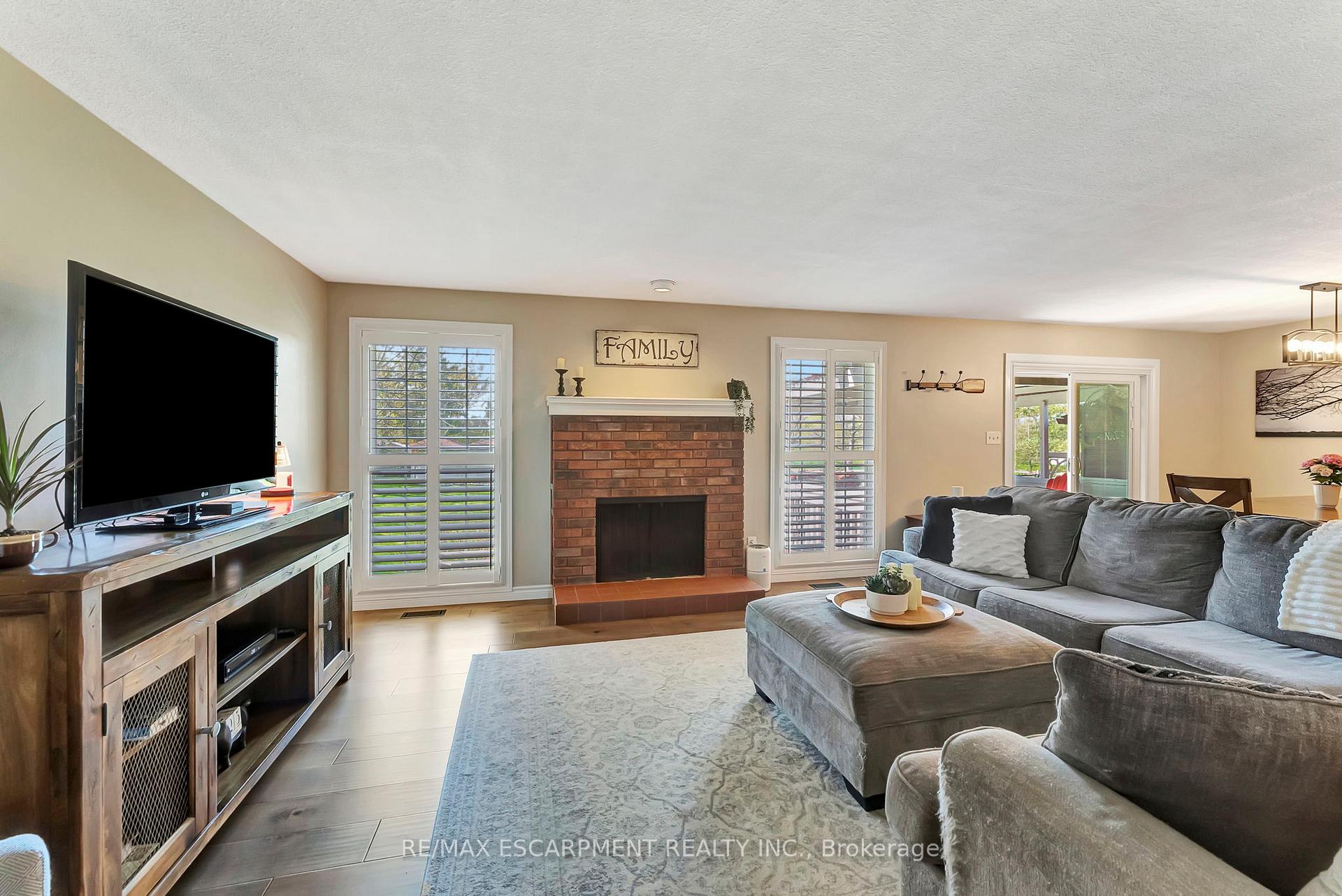 Photo 16 of 40 King Avenue, Haldimand — HOMEH