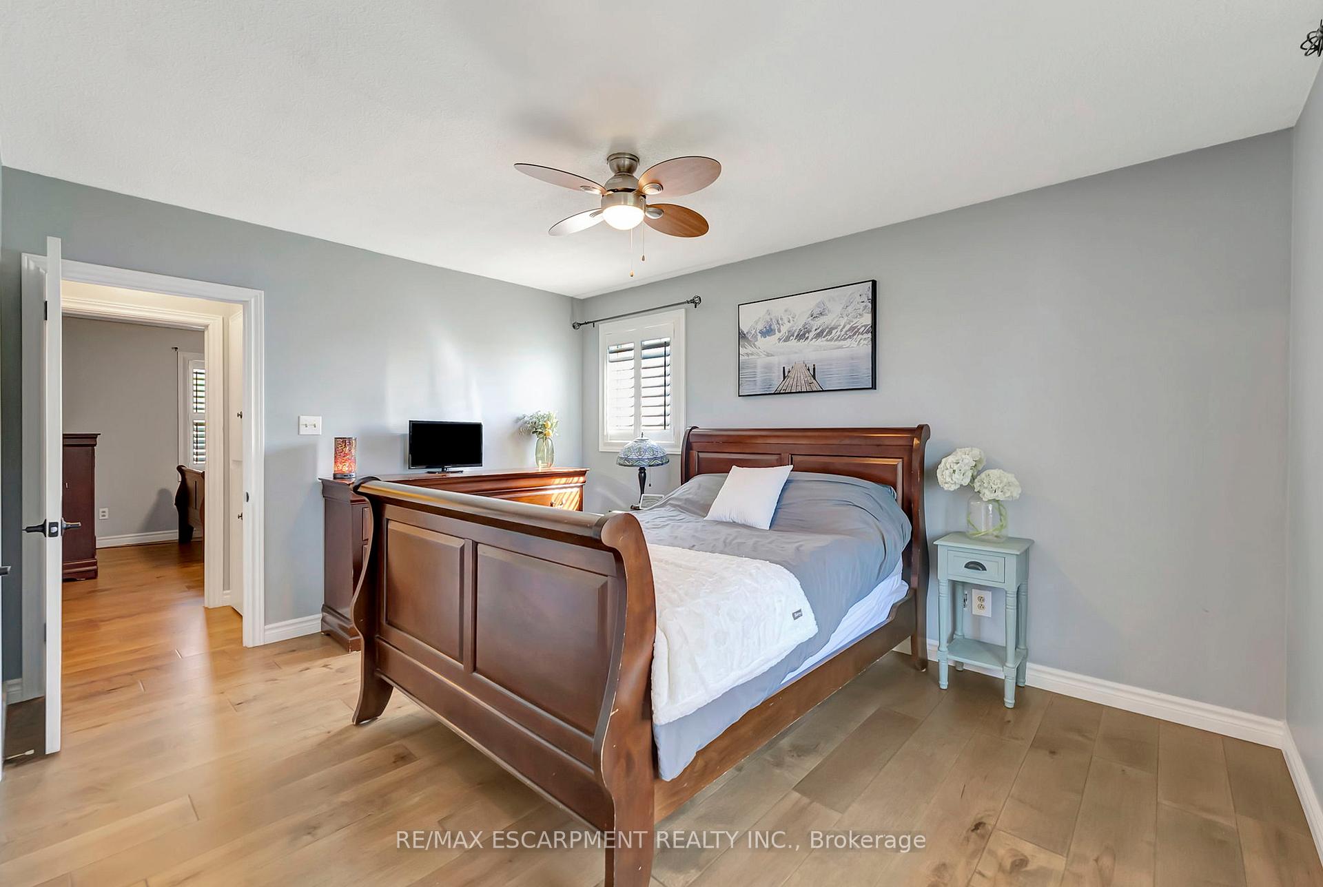 Photo 13 of 40 King Avenue, Haldimand — HOMEH