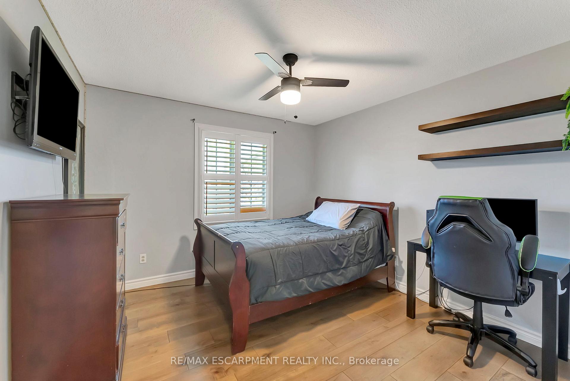 Photo 10 of 40 King Avenue, Haldimand — HOMEH