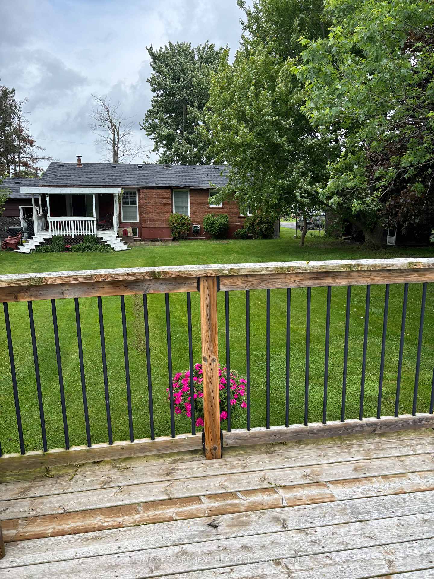 Photo 34 of 40 King Avenue, Haldimand — HOMEH