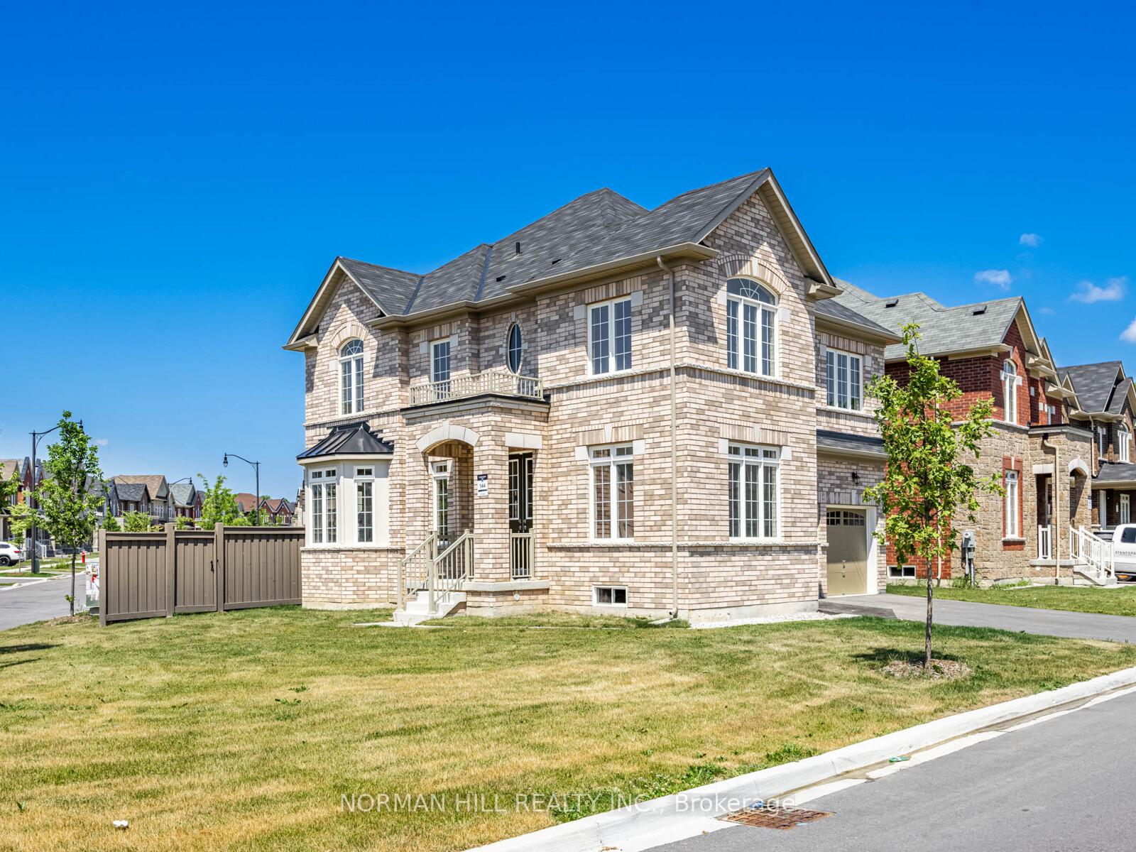 Photo 6 of 1 Lilestone Drive, Brampton, Credit Valley — HOMEH