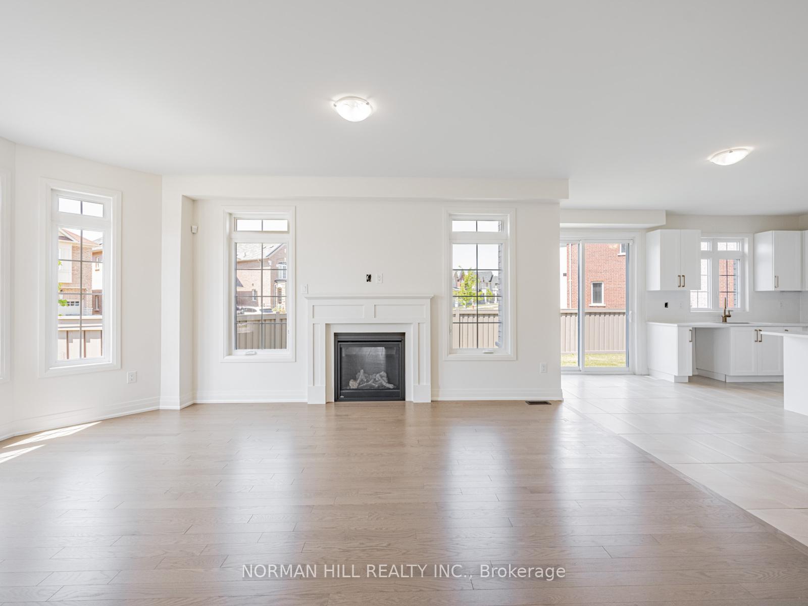 Photo 9 of 1 Lilestone Drive, Brampton, Credit Valley — HOMEH
