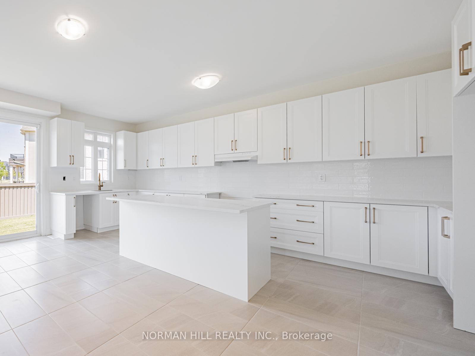 Photo 11 of 1 Lilestone Drive, Brampton, Credit Valley — HOMEH