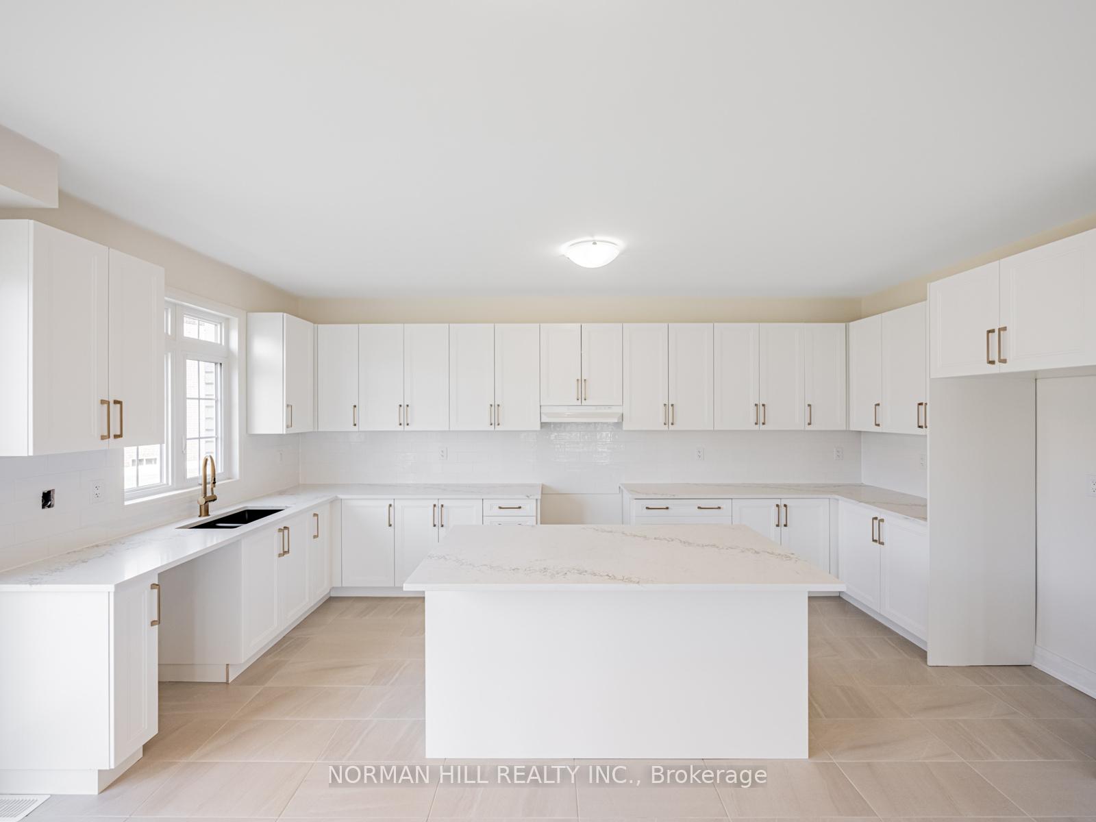 Photo 12 of 1 Lilestone Drive, Brampton, Credit Valley — HOMEH