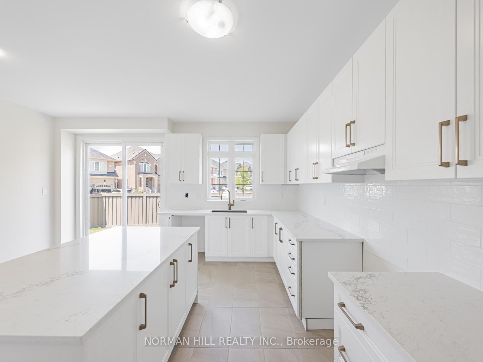 Photo 13 of 1 Lilestone Drive, Brampton, Credit Valley — HOMEH