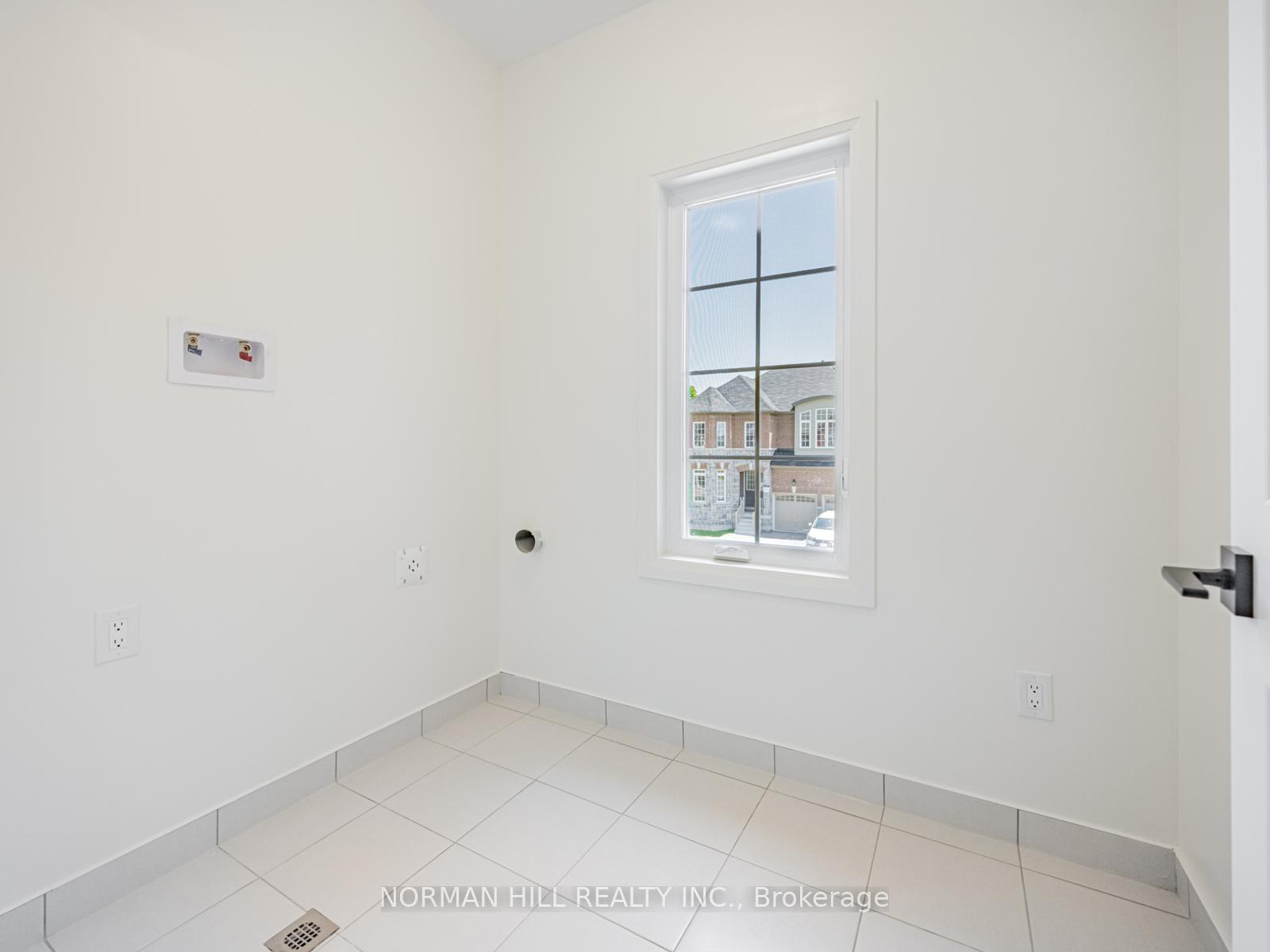 Photo 23 of 1 Lilestone Drive, Brampton, Credit Valley — HOMEH