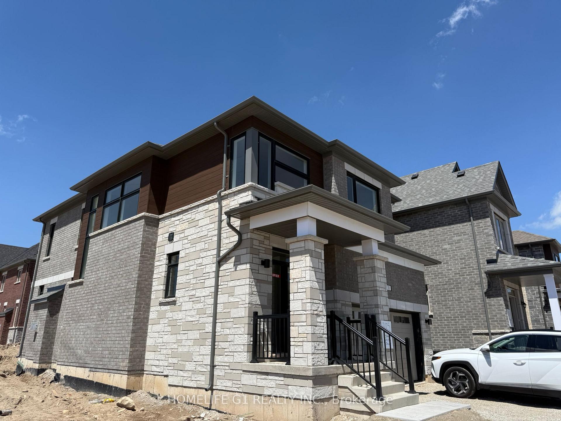 Photo 1 of 11 Stanley Leitch Drive, Cochrane, Erin — HOMEH