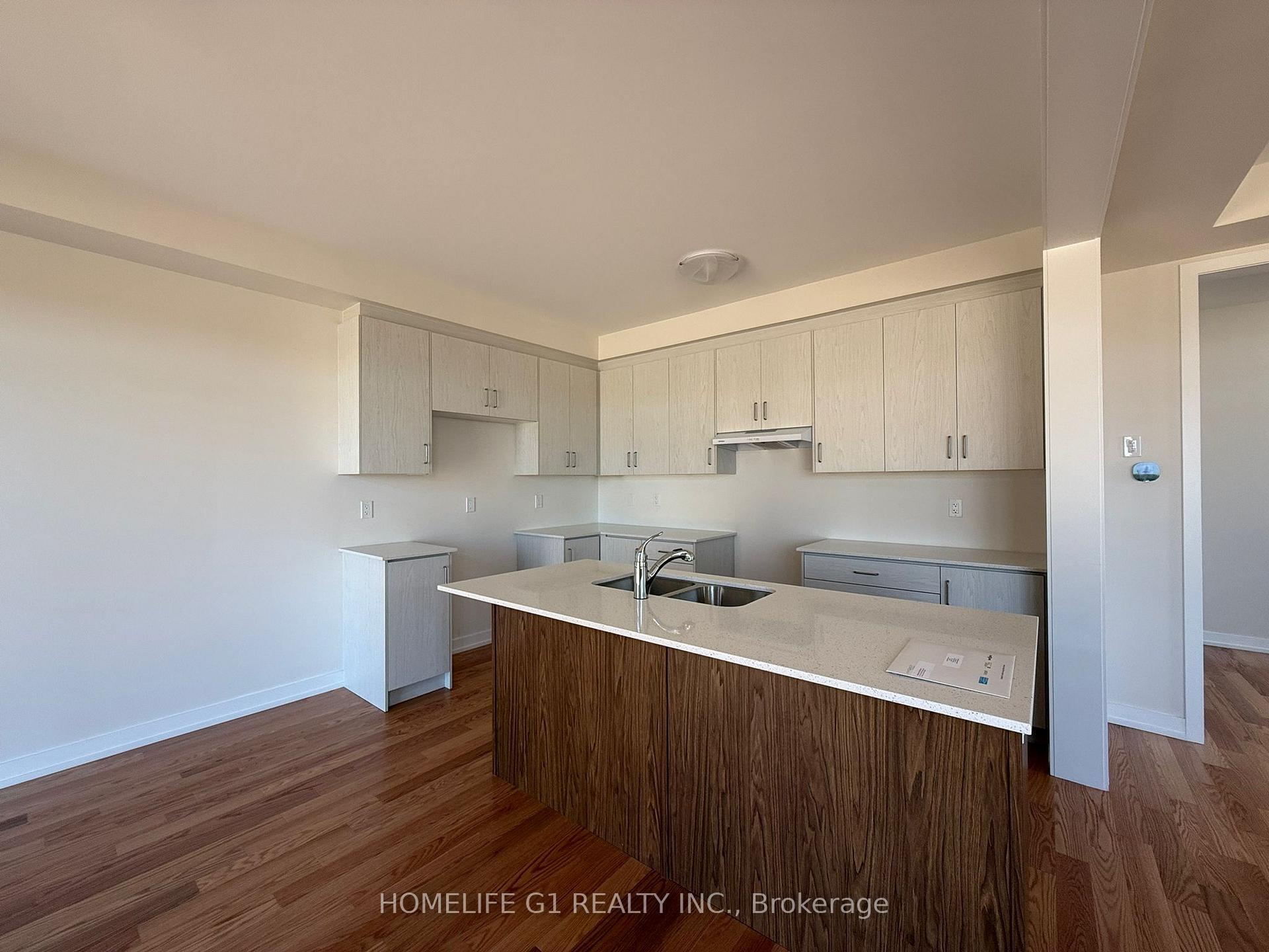 Photo 15 of 11 Stanley Leitch Drive, Cochrane, Erin — HOMEH