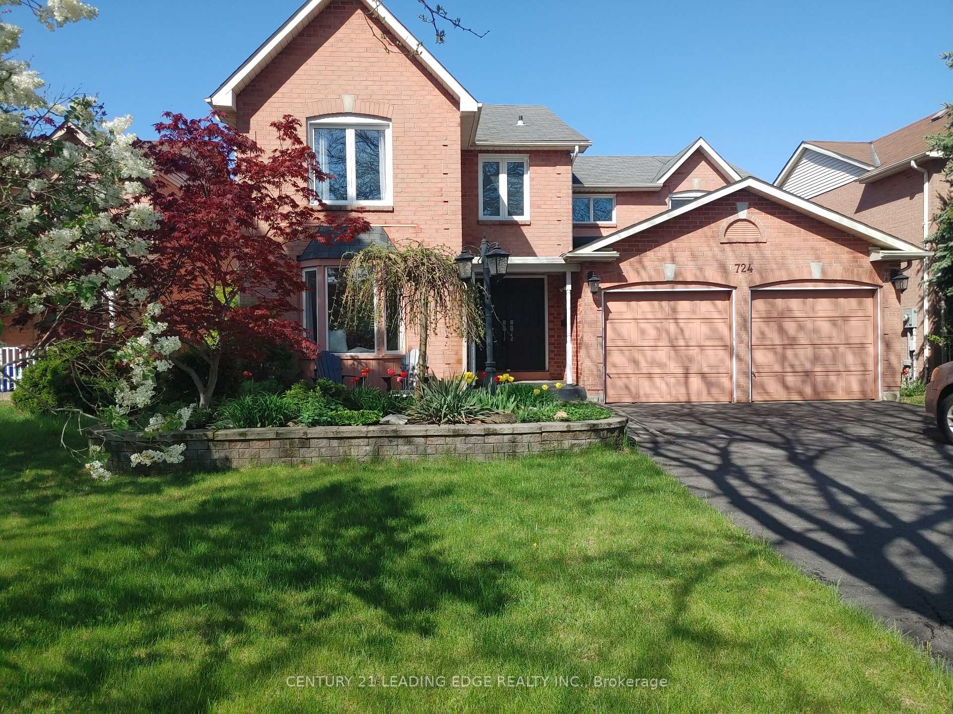 Photo 25 of 724 Barnes Crescent, Oshawa, Northglen — HOMEH