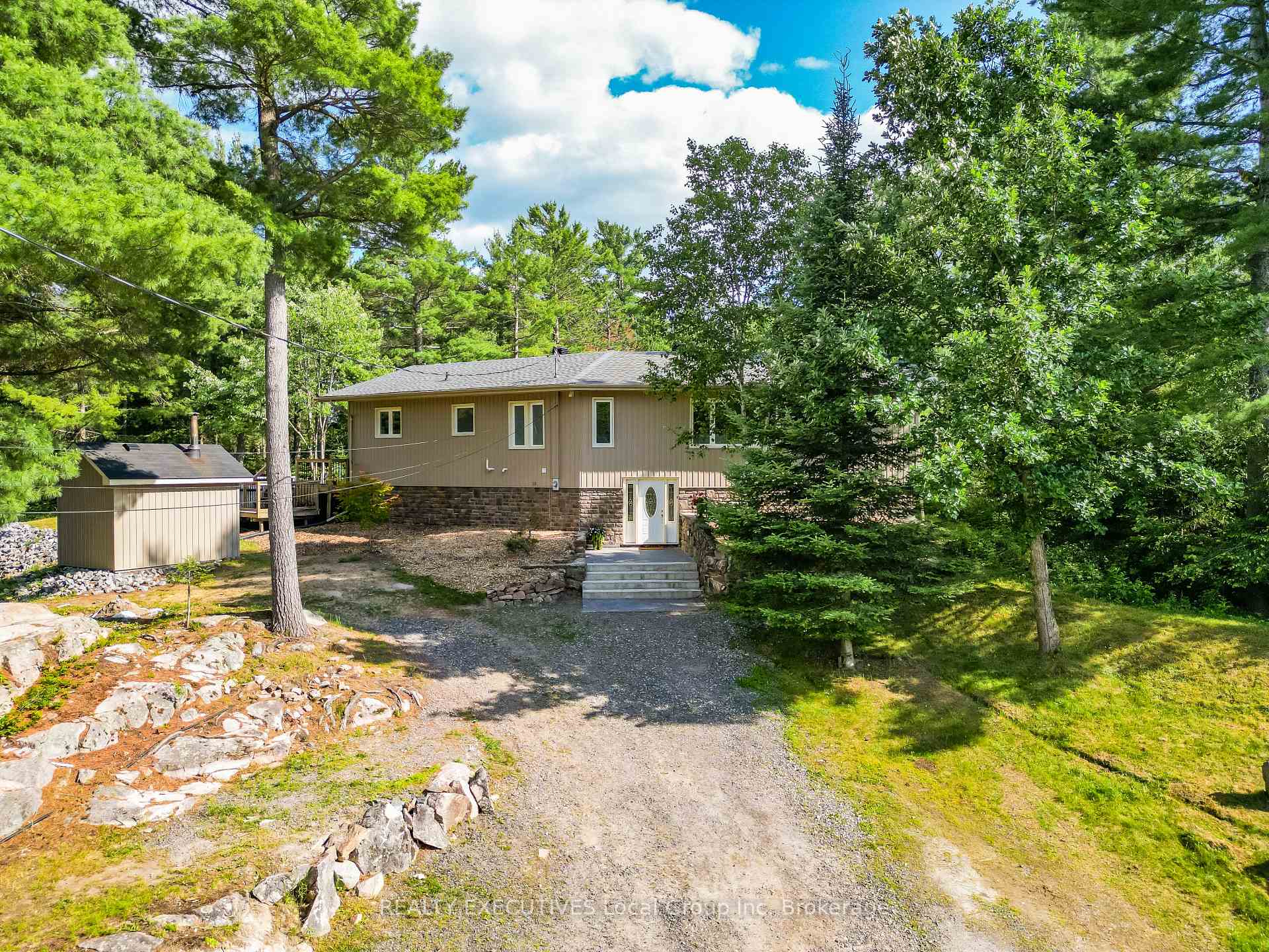 Photo 1 of 520 Riverbend Road, North Bay, Ferris — HOMEH