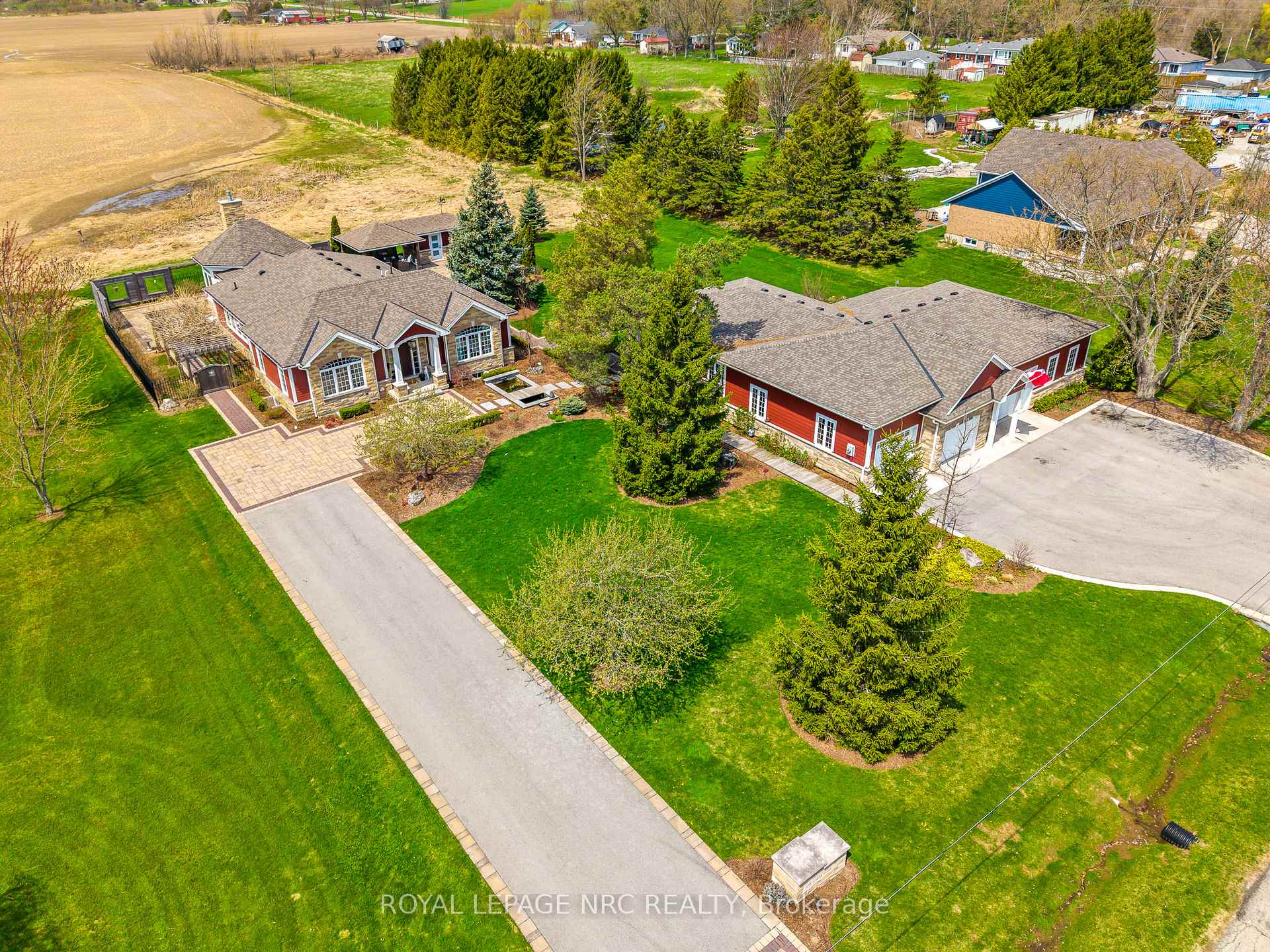 Photo 1 of 178 Alway Road, Grimsby, Grimsby Escarpment — HOMEH