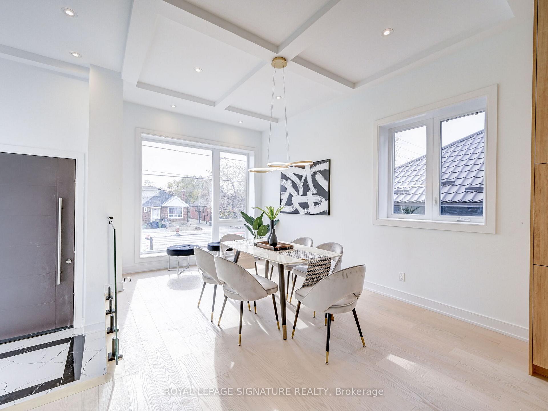 Photo 3 of 376 O'Connor Drive, Toronto, East York — HOMEH