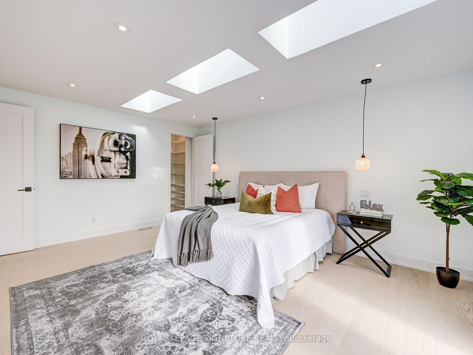Photo 16 of 376 O'Connor Drive, Toronto, East York — HOMEH