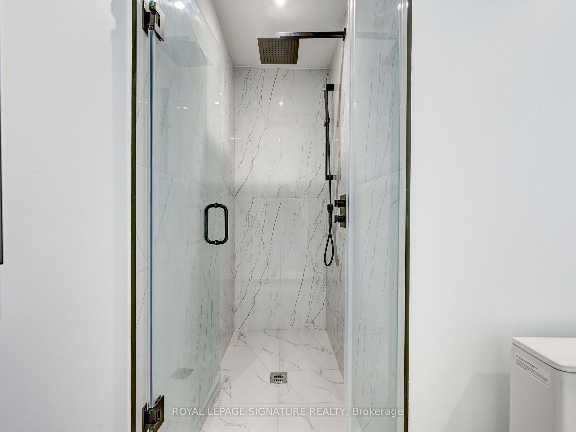 Photo 30 of 376 O'Connor Drive, Toronto, East York — HOMEH