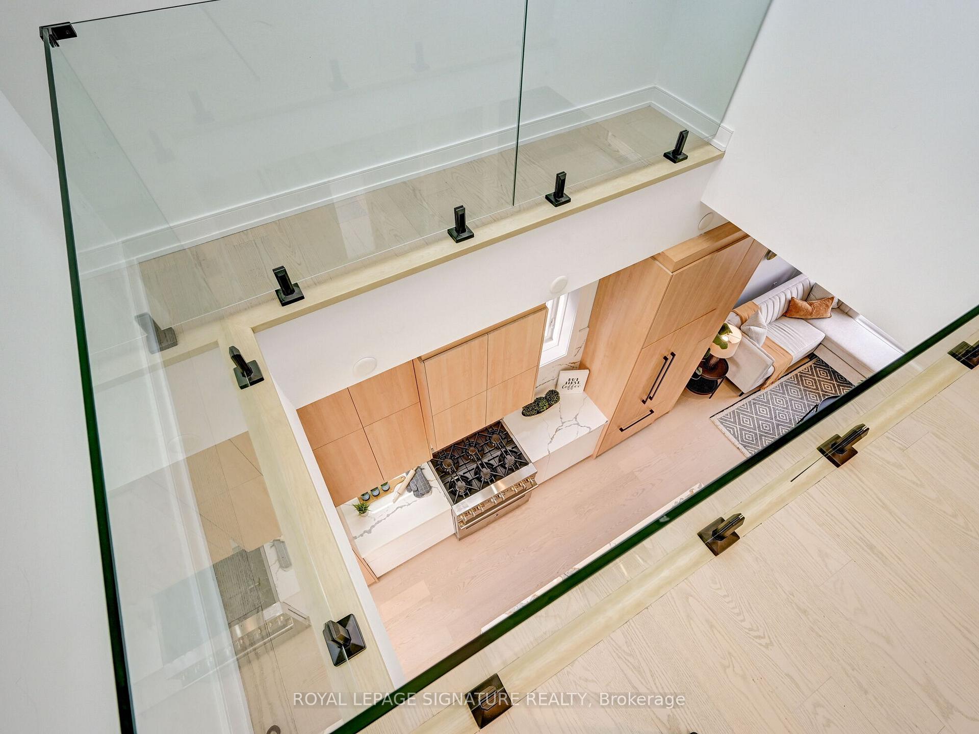 Photo 28 of 376 O'Connor Drive, Toronto, East York — HOMEH