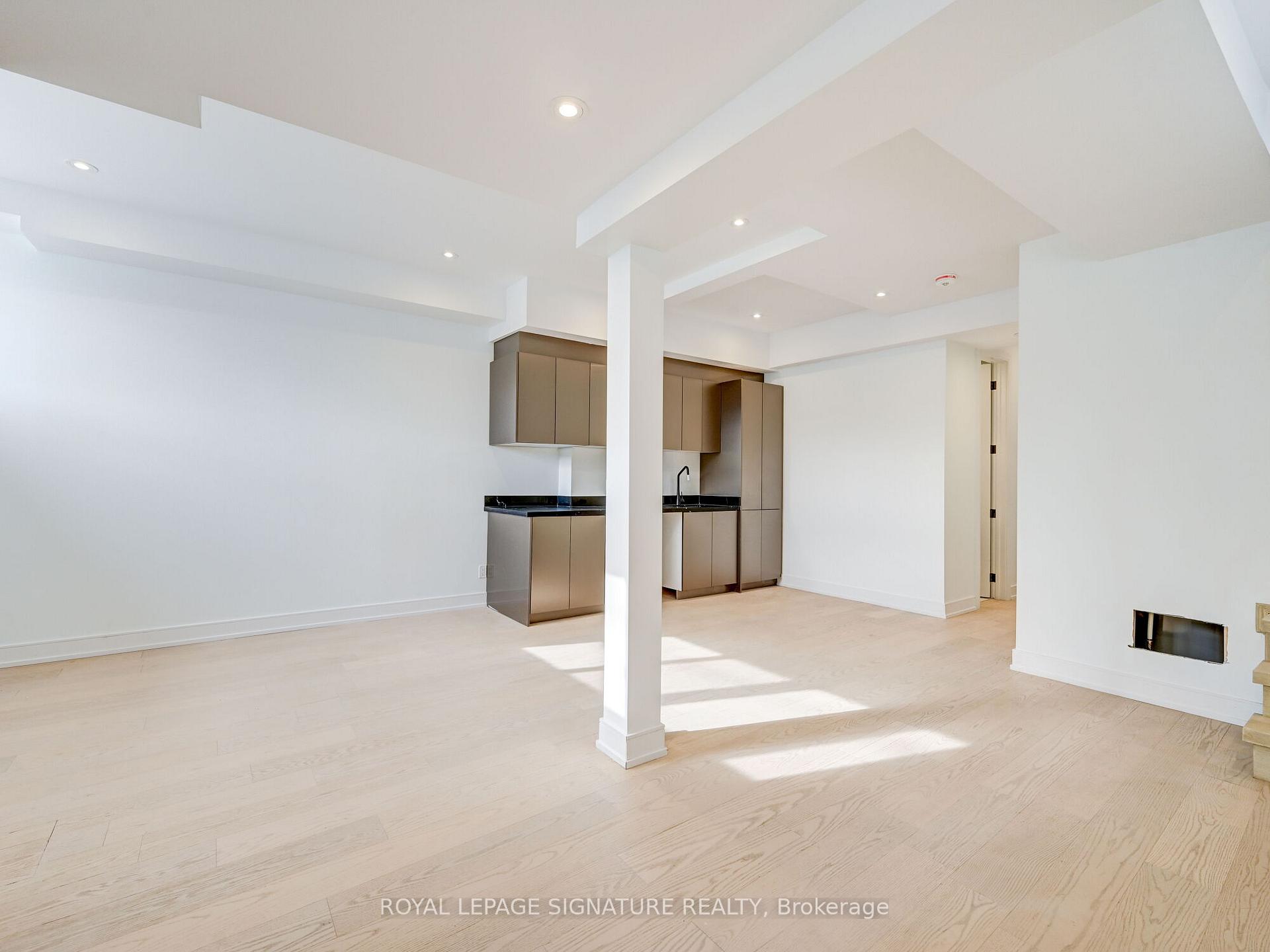 Photo 34 of 376 O'Connor Drive, Toronto, East York — HOMEH