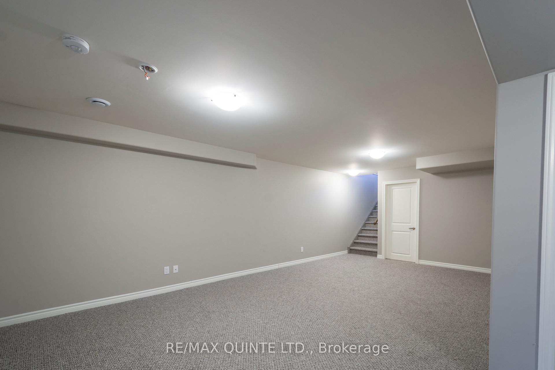 Photo 19 of 29 Glenview Crescent, Belleville, Belleville Ward — HOMEH