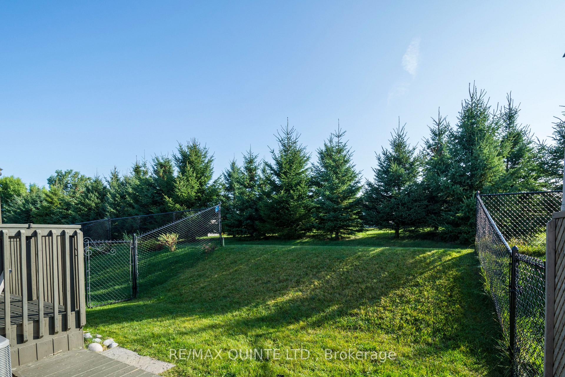 Photo 25 of 29 Glenview Crescent, Belleville, Belleville Ward — HOMEH