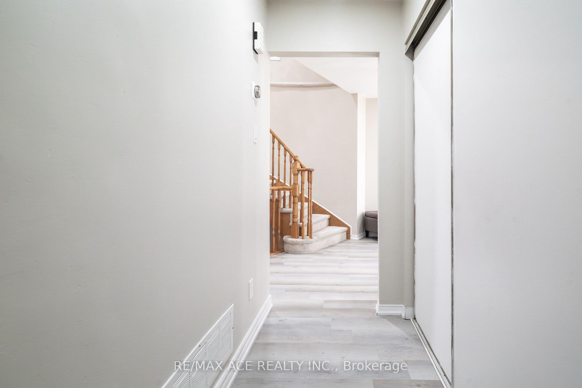 Photo 7 of 50 Soper Creek Drive, Clarington, Bowmanville — HOMEH