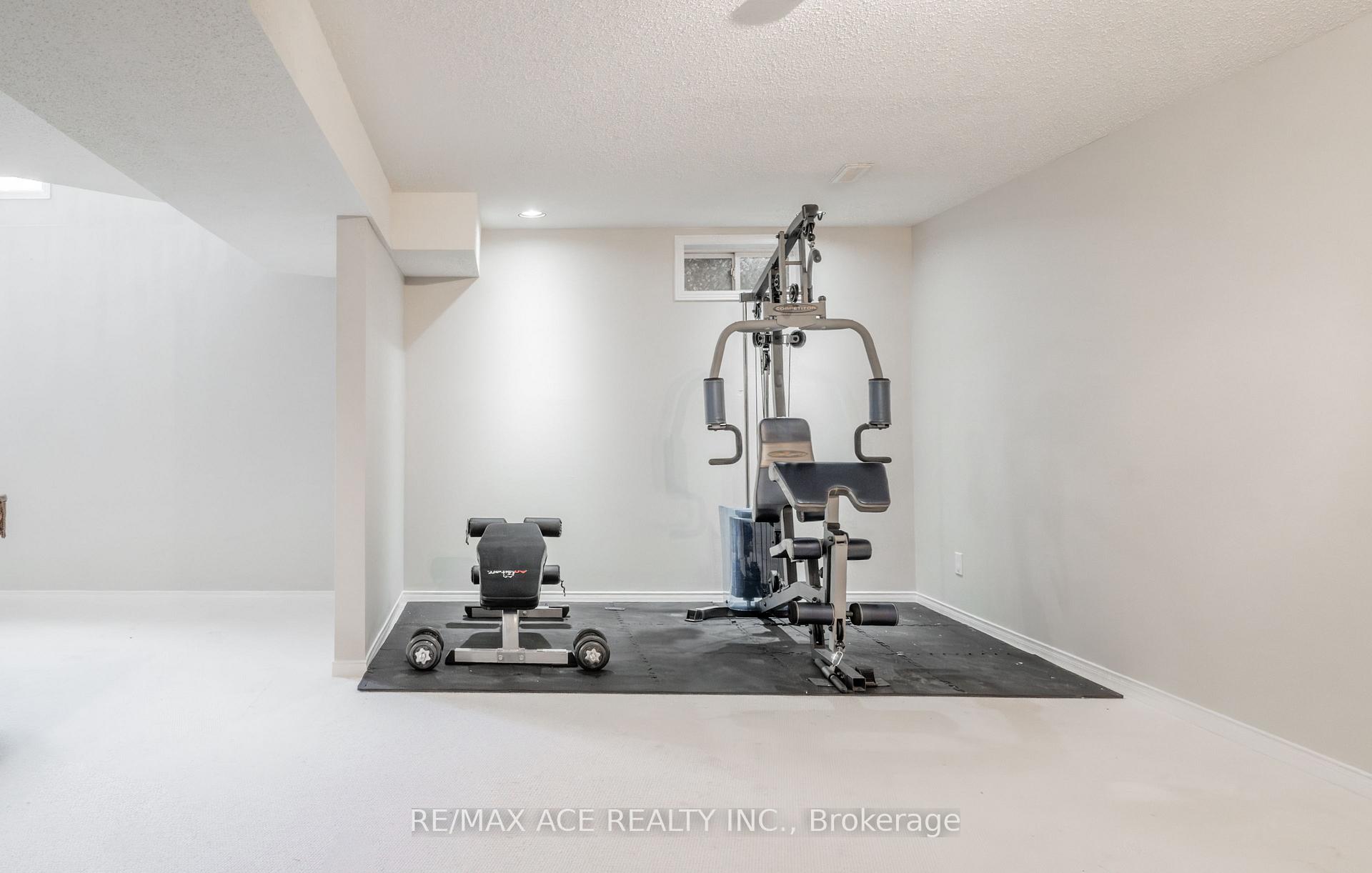 Photo 28 of 50 Soper Creek Drive, Clarington, Bowmanville — HOMEH