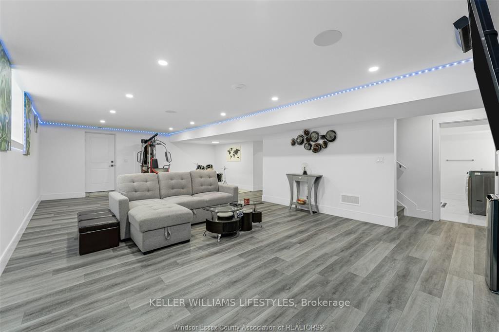 Photo 31 of 1780 Stanton Avenue S, LaSalle — HOMEH