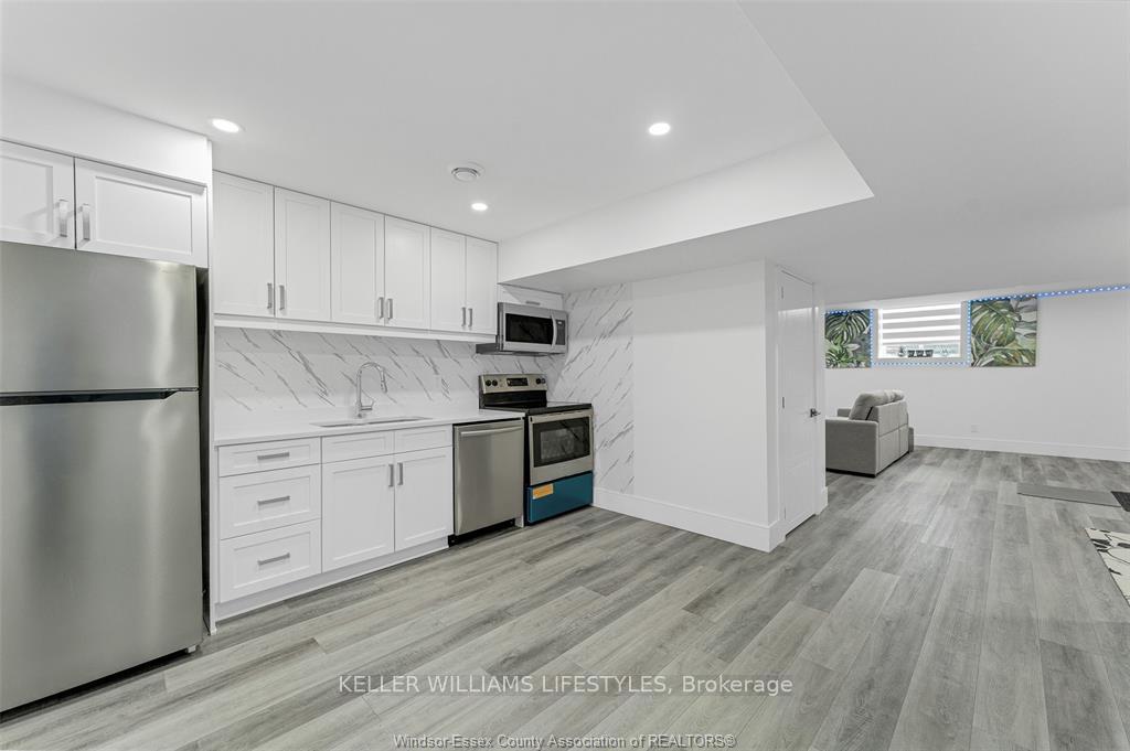 Photo 37 of 1780 Stanton Avenue S, LaSalle — HOMEH
